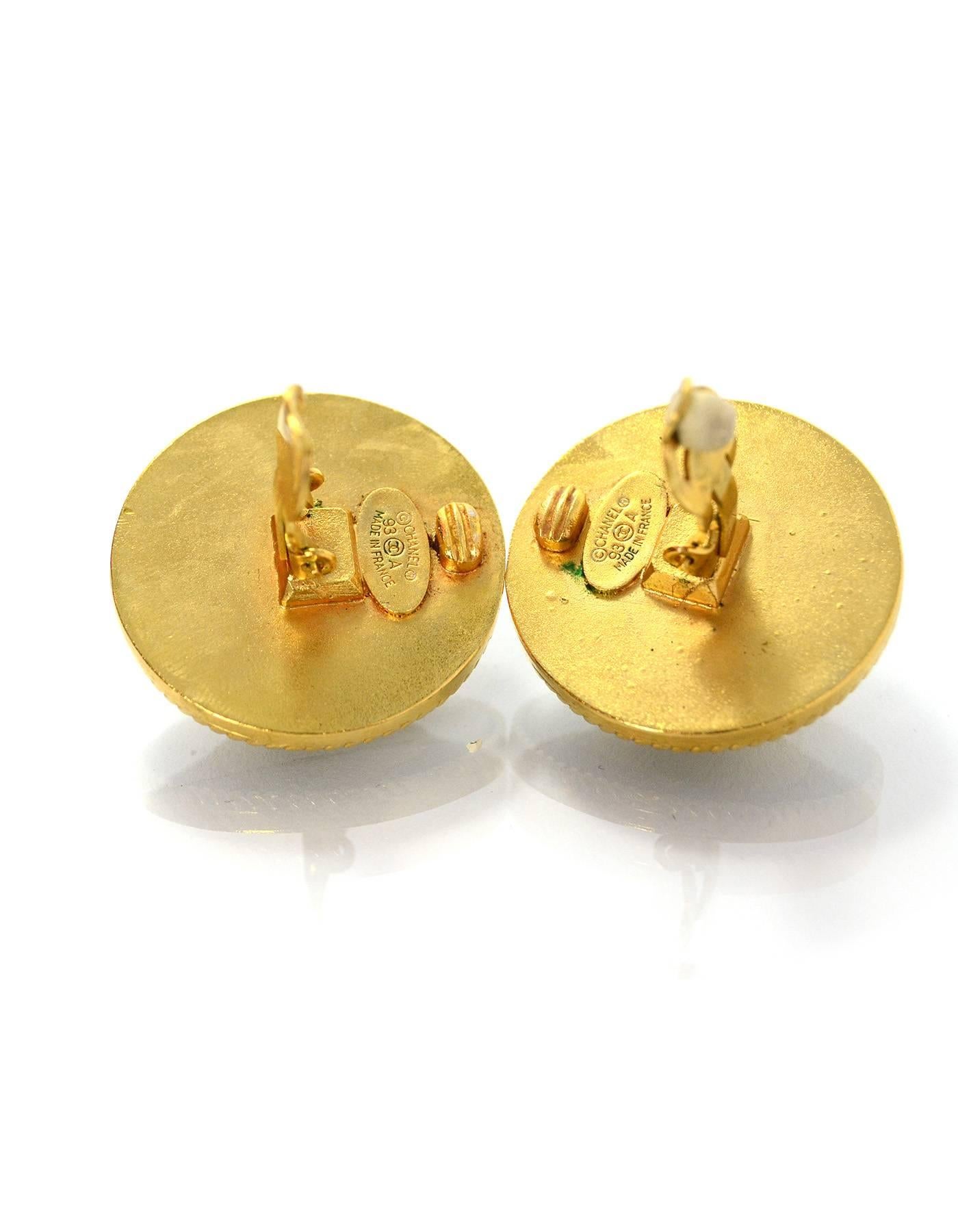 Chanel Black and Goldtone Clip-On Earrings In Excellent Condition In New York, NY