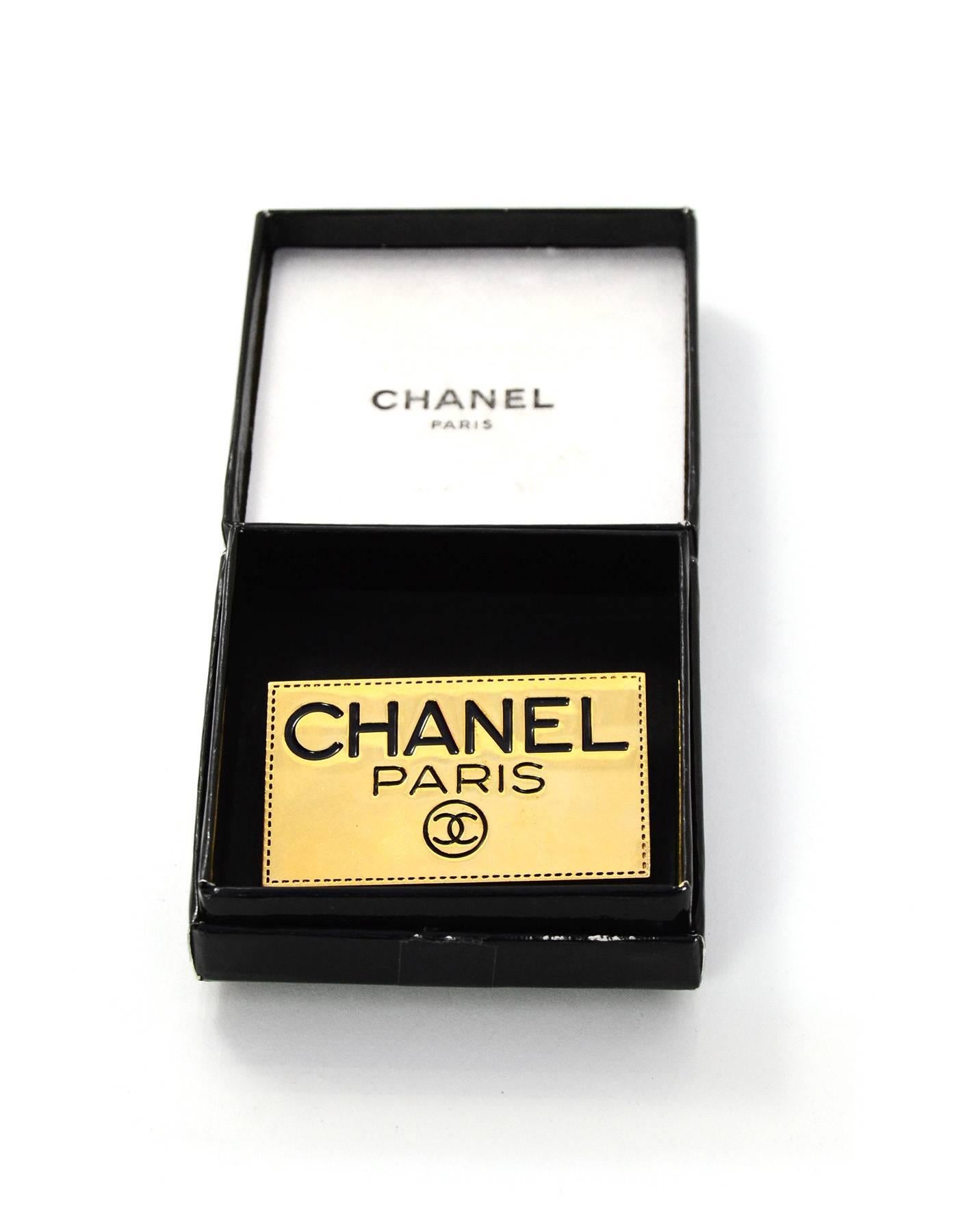 Chanel Vintage Goldtone Rectangular Plaque Brooch Pin In Excellent Condition In New York, NY