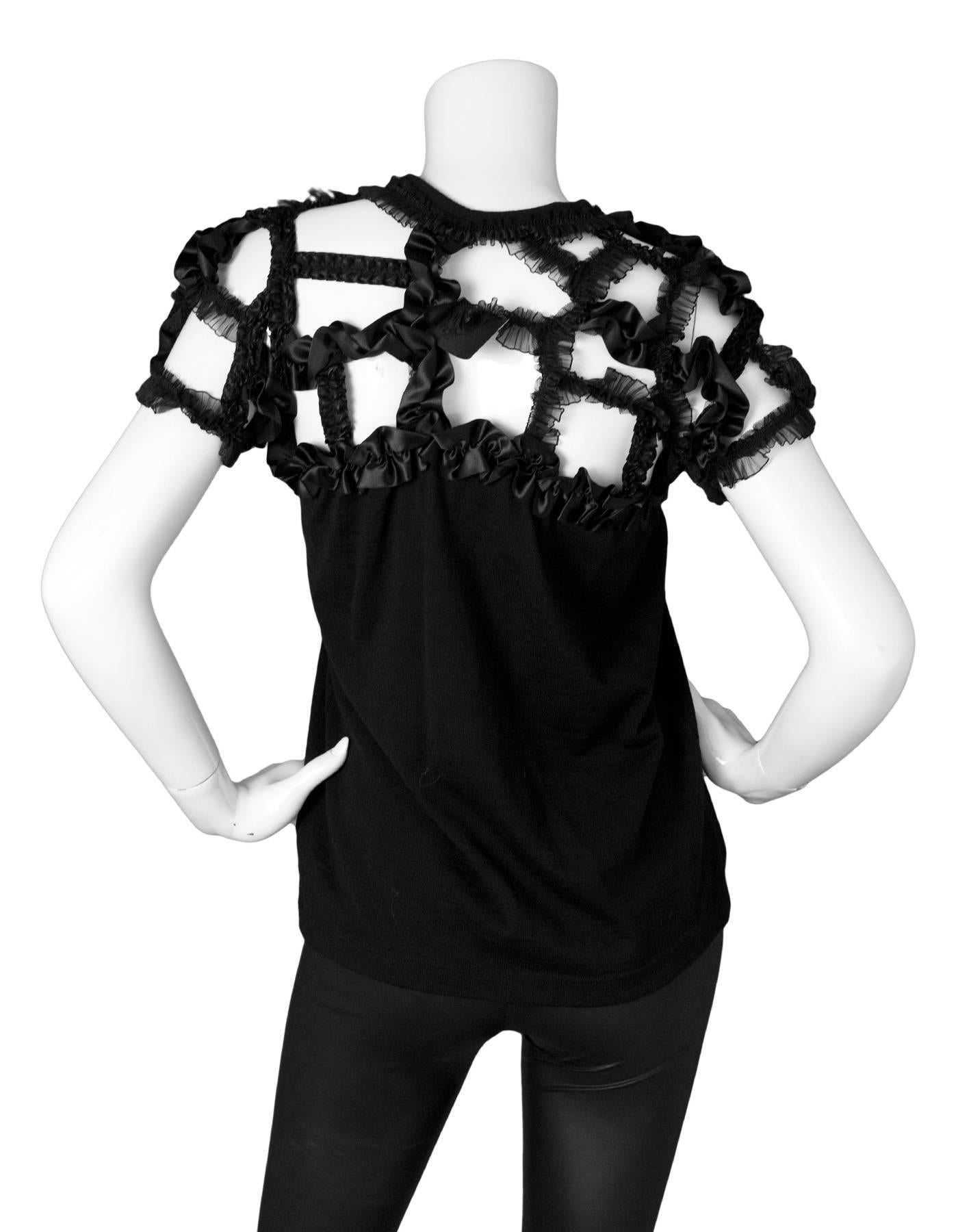 Comme Des Garcons Black Ruffle Cut-Out Top sz M In Excellent Condition In New York, NY