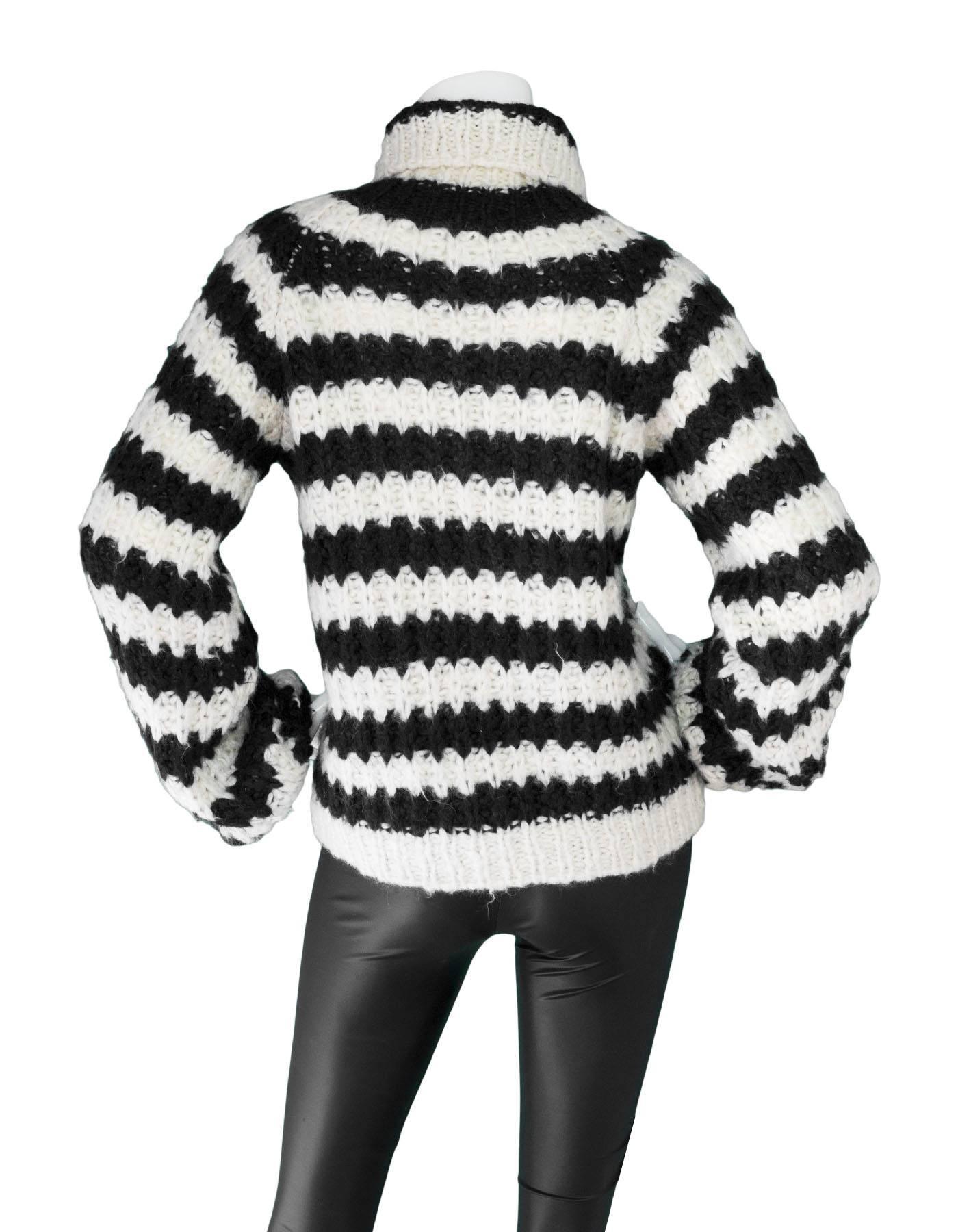 Gray Chloe Cream & Navy Wool Turtleneck Knit Sweater sz S rt. $415