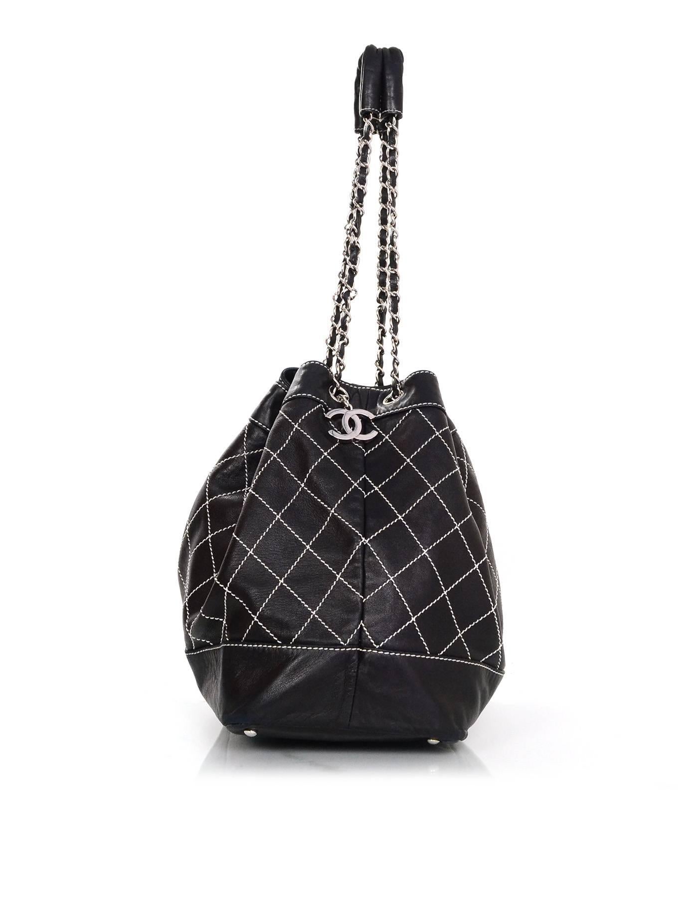 Chanel Black Leather Contrast Quilted Surpique Bucket Bag In Excellent Condition In New York, NY