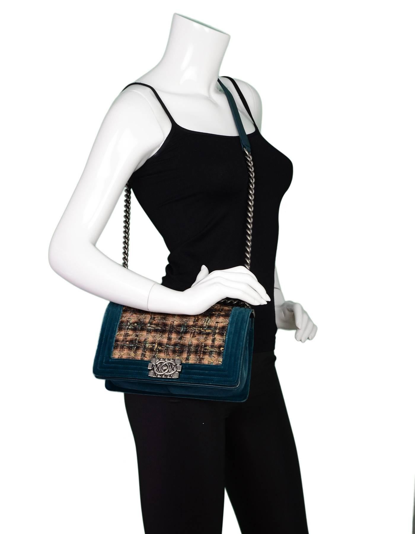 Chanel Paris-Edinburgh Velvet & Tweed Old Medium Boy Bag 3