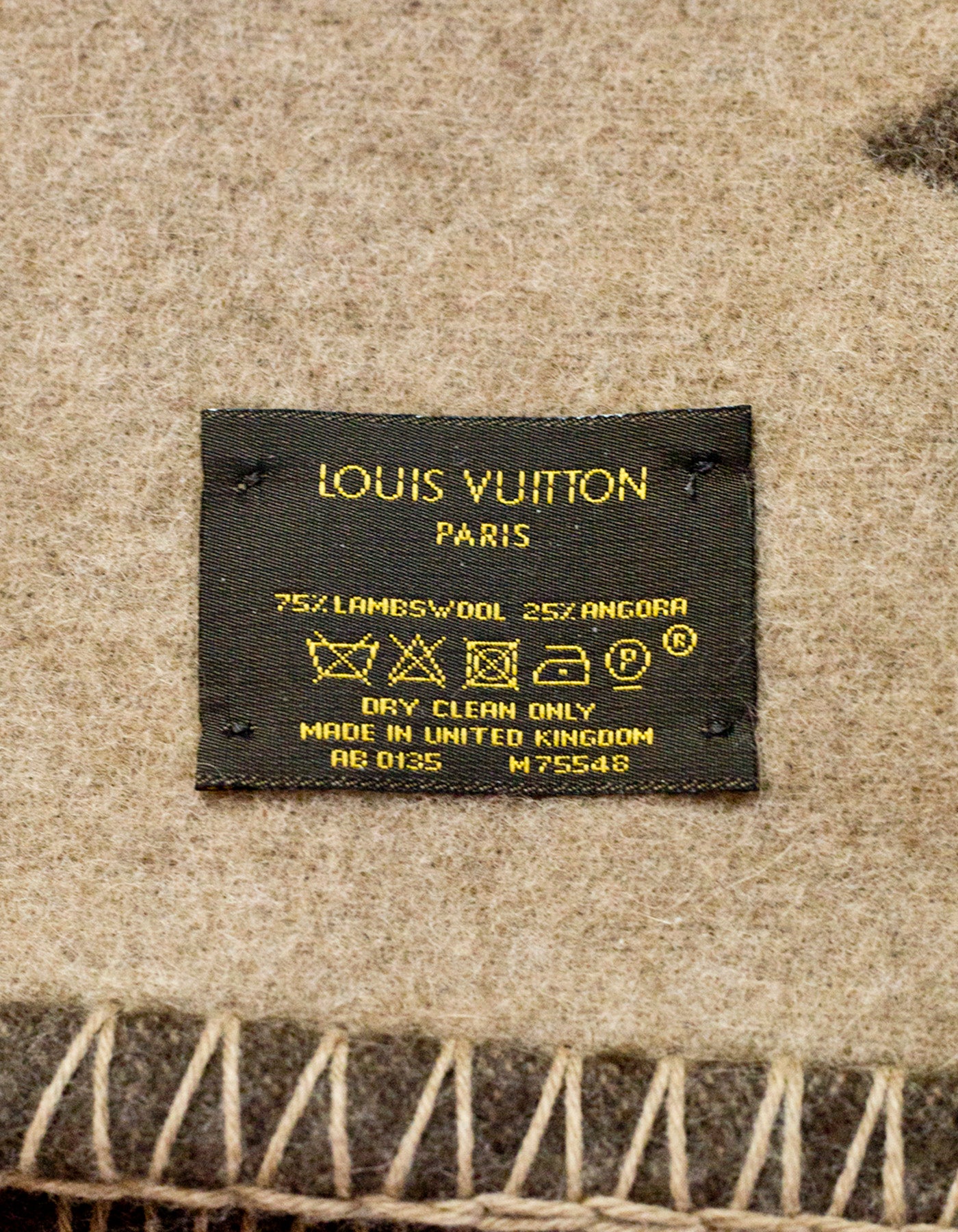 Consume Expense specification Louis Vuitton Monogram Wool Blanket with Box For Sale at 1stDibs | louis  vuitton blanket, louis vuitton monogram blanket, louis vuitton wool blanket