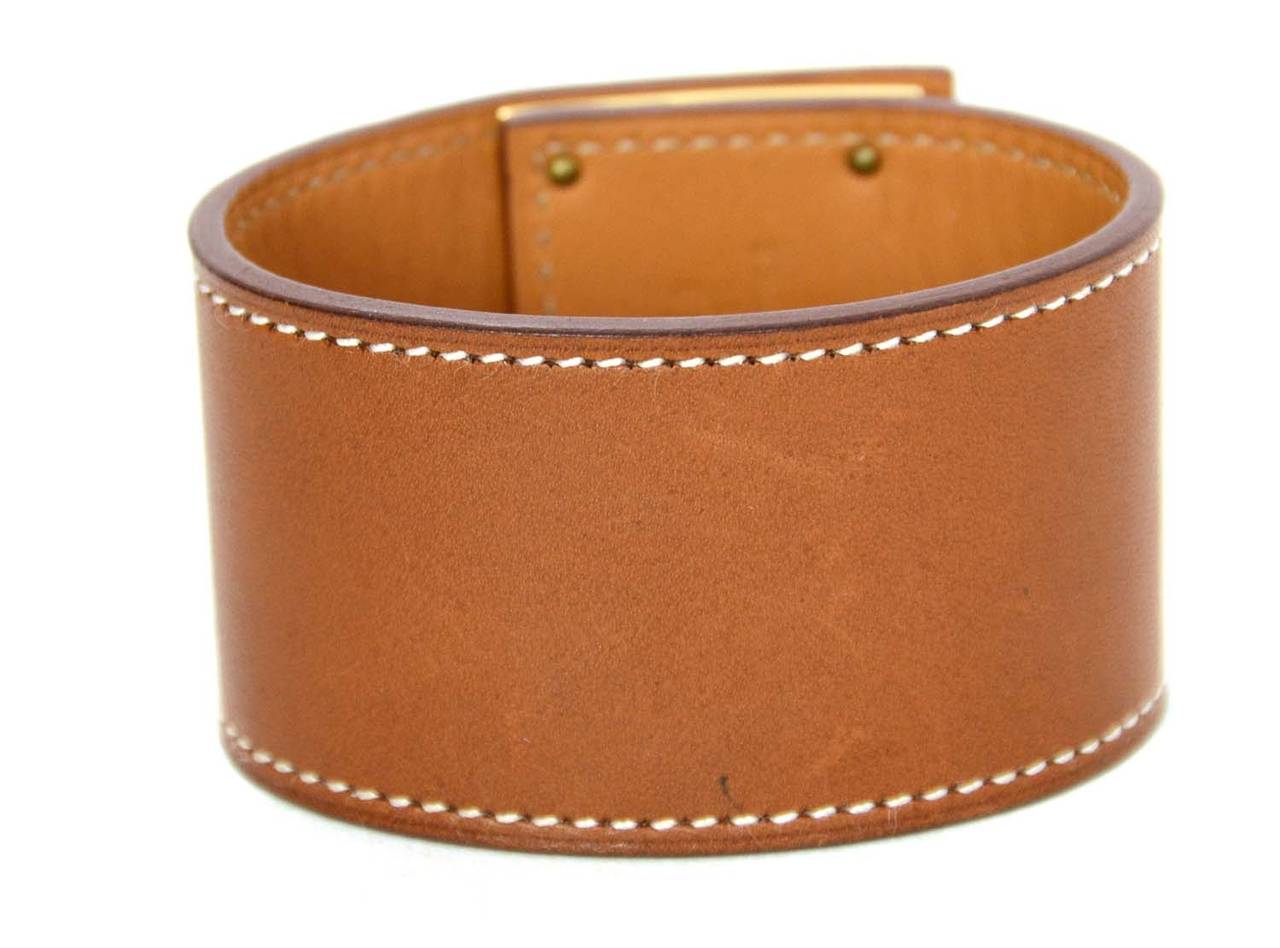 HERMES 2013 Fauve Barenia Leather Kelly Dog Bracelet rt $600 In Excellent Condition In New York, NY