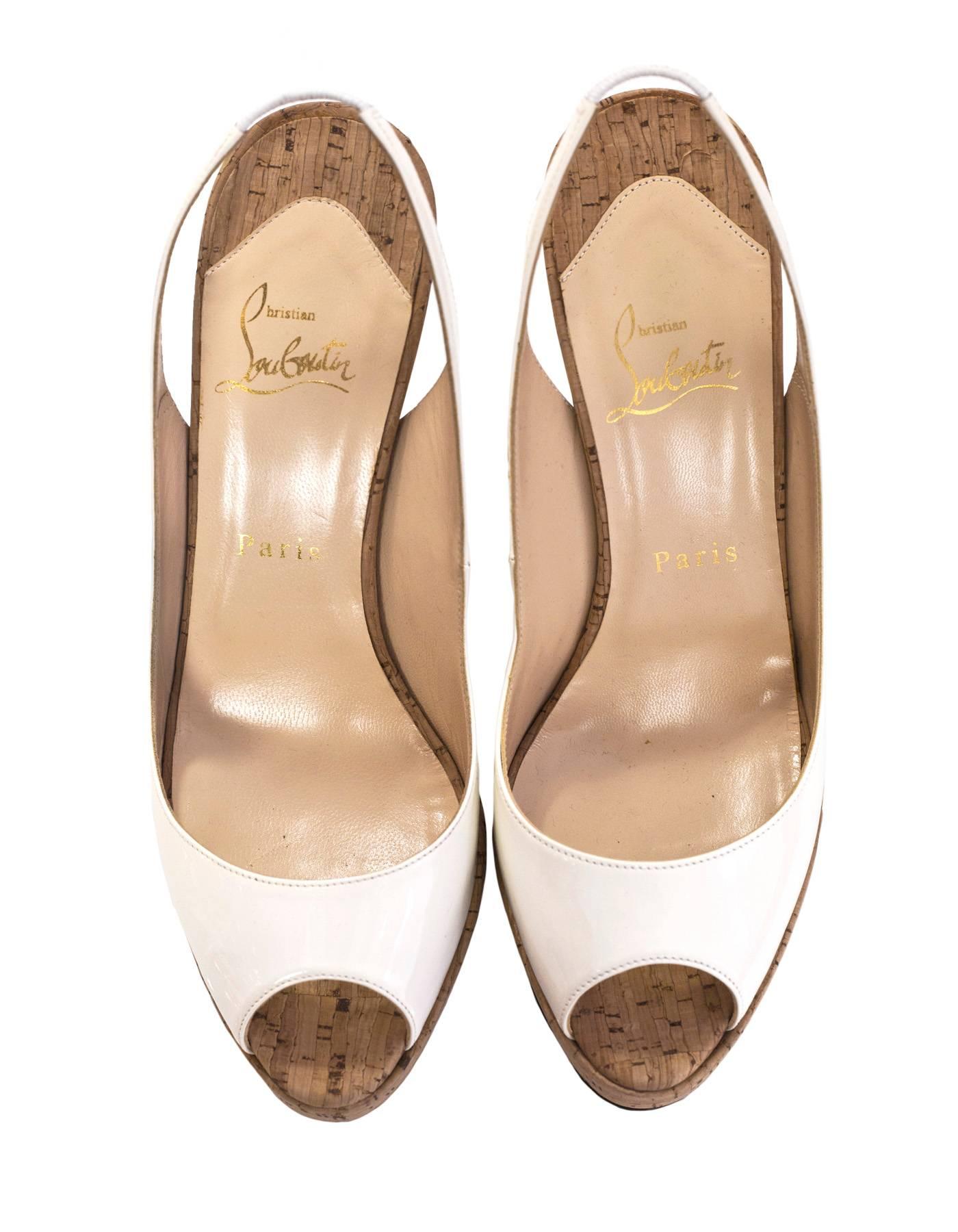 Christian Louboutin White Patent & Cork Peep-Toe Pumps Sz 38.5 In Excellent Condition In New York, NY