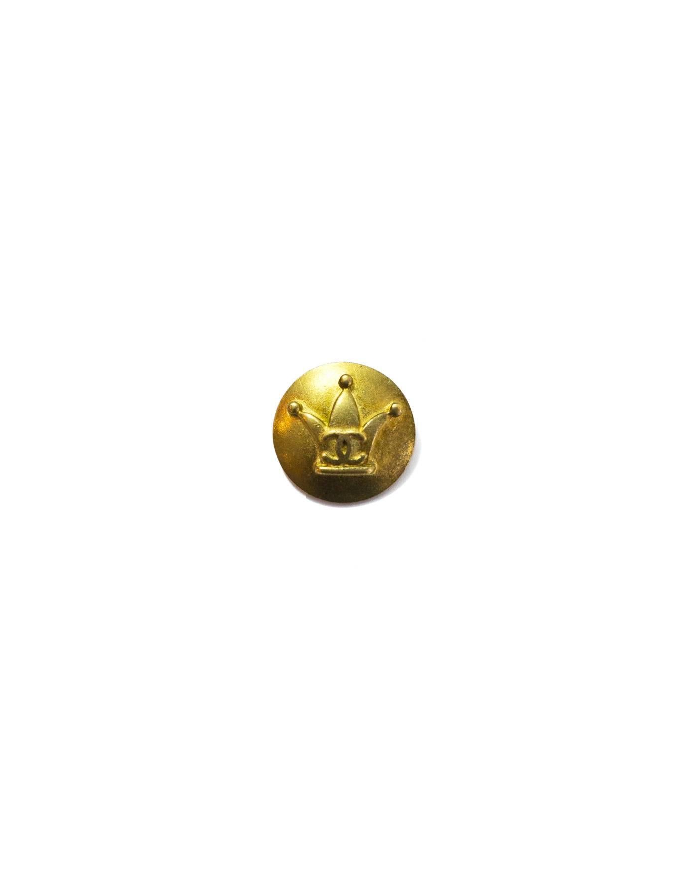 Chanel Goldtone Crown Buttons
Features three 18mm buttons and one 22mm button

Color: Gold
Hardware: Goldtone
Materials: Metal
Stamp: Chanel
Overall Condition: Very good good pre-owned condition, light surface marks

Measurements: 
Diameter: 18mm,