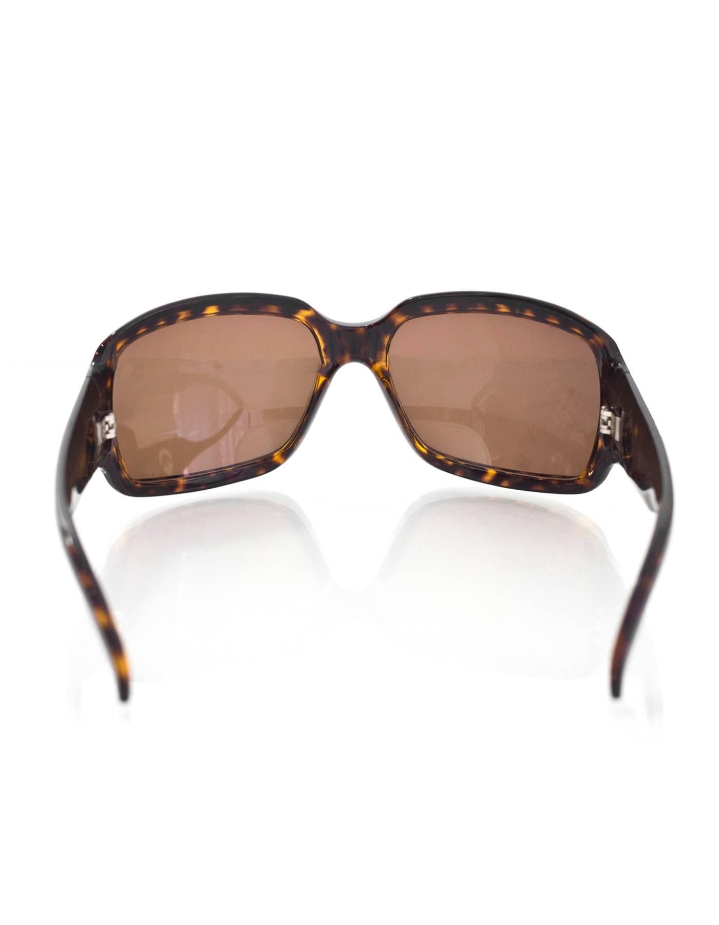 Emporio Armani Tortoise Square Sunglasses with Case In Excellent Condition In New York, NY