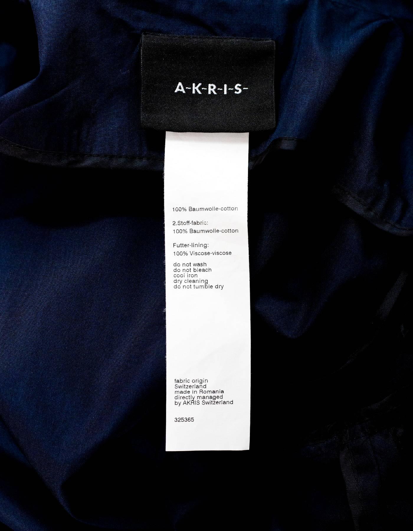 Akris Navy Pleated Dress with Tan Trim Sz US14 In Excellent Condition In New York, NY