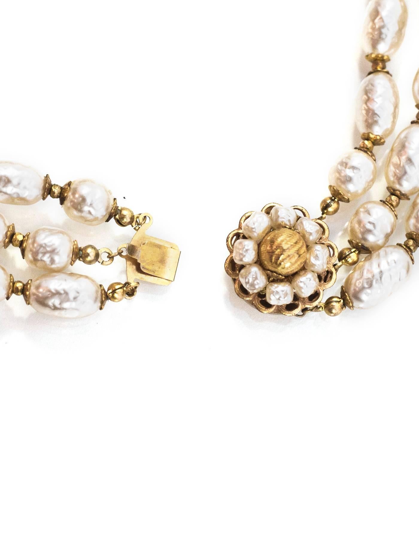 Collier Miriam Haskell en or et fausses perles Excellent état - En vente à New York, NY