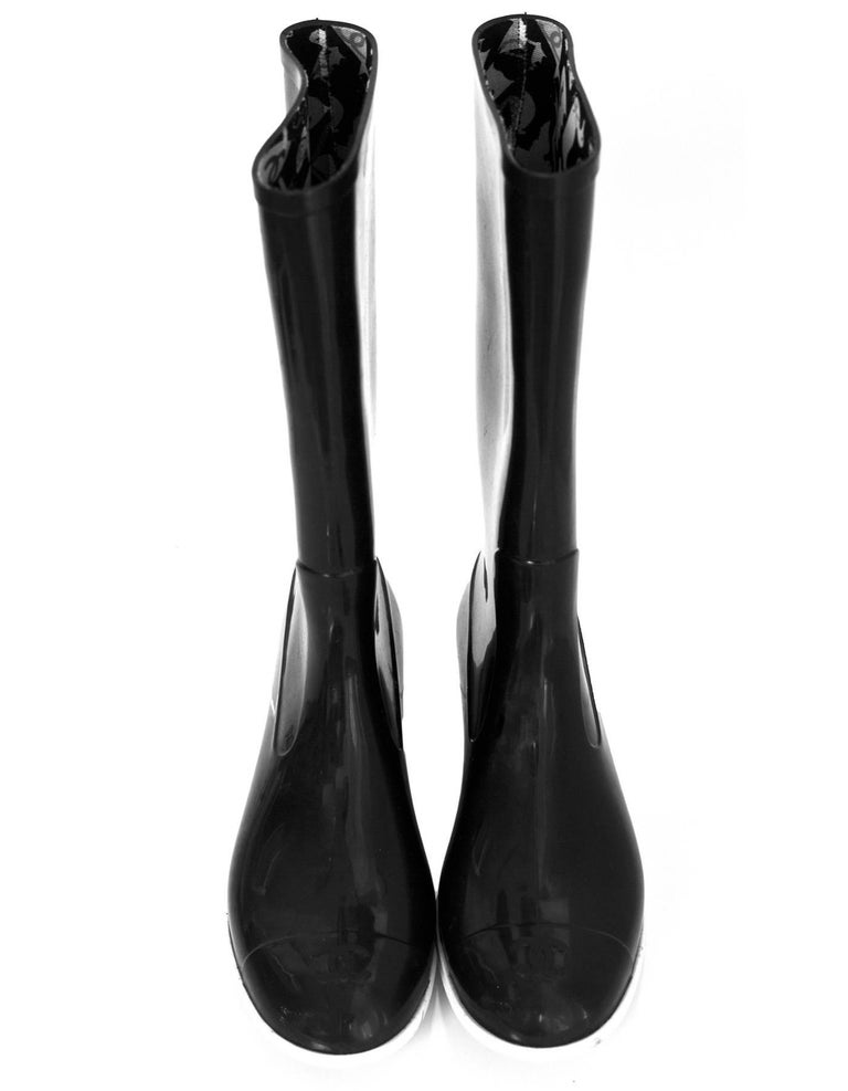 Chanel Black and White Rubber CC Rain Boots Sz 40 For Sale at 1stDibs ...
