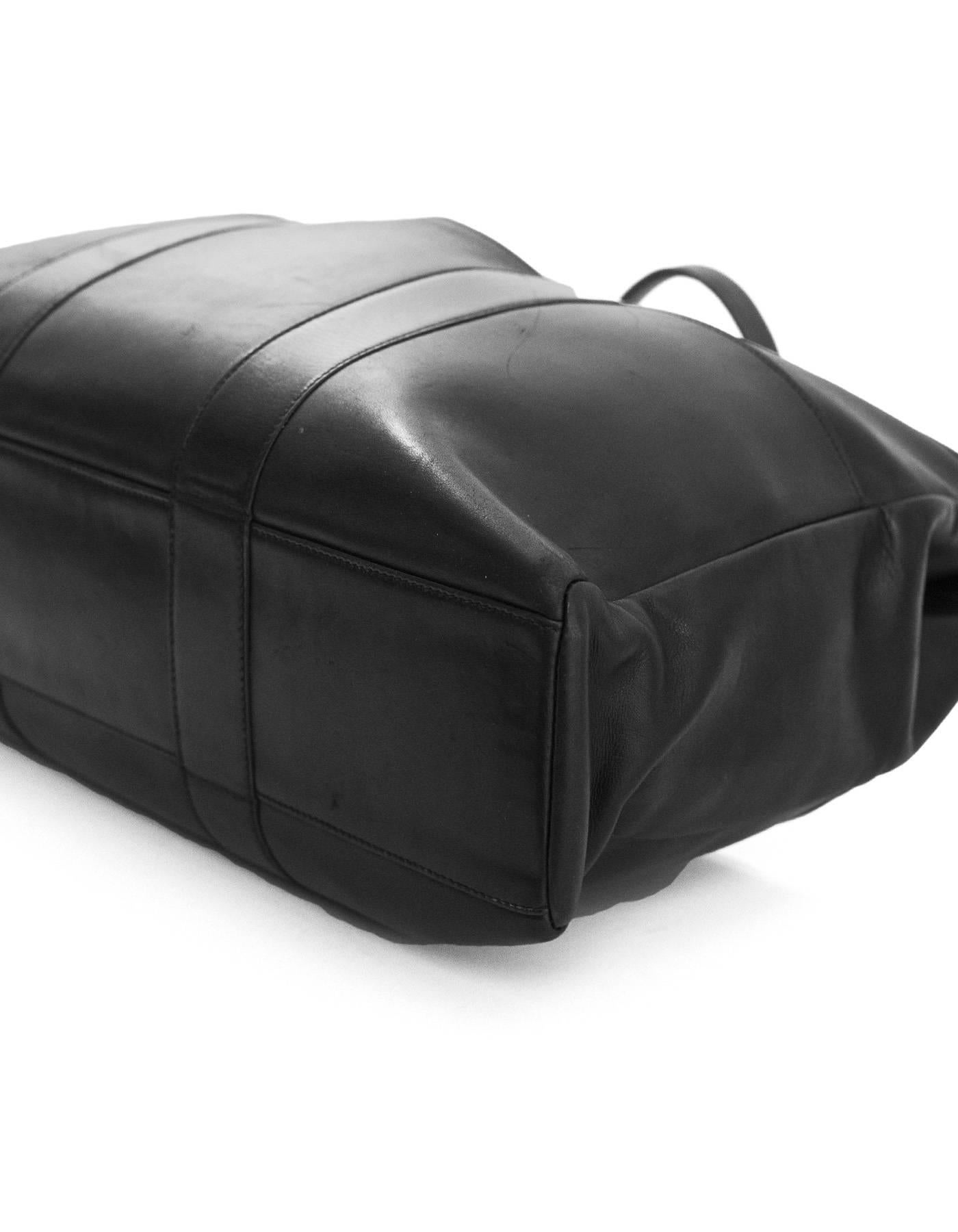 Hermes Black Swift Leather Fourre-Tout MM Tote Bag rt. $4, 000 In Excellent Condition In New York, NY