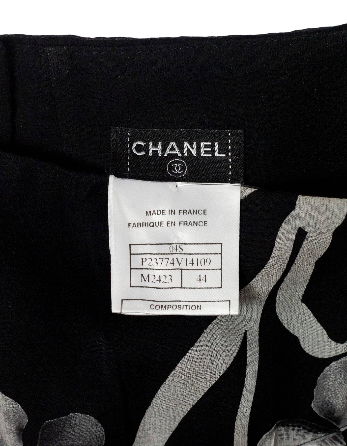 Women's Chanel Black & Grey CC Floral Silk Pleated Skirt Sz FR44