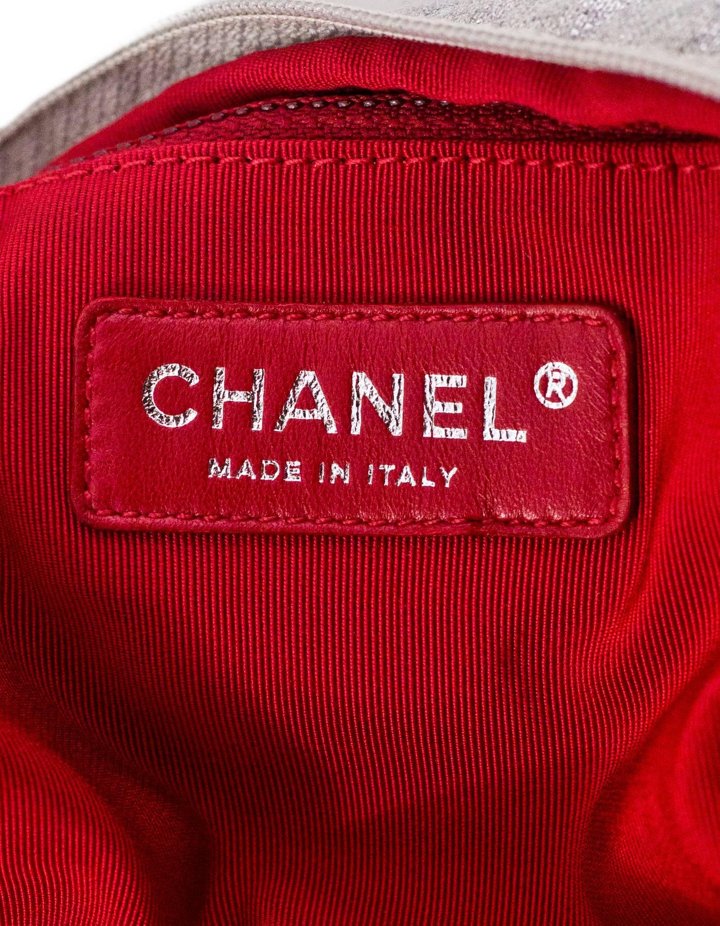  Sac Chanel x LA en tissu argenté et rouge, édition limitée Pour femmes 