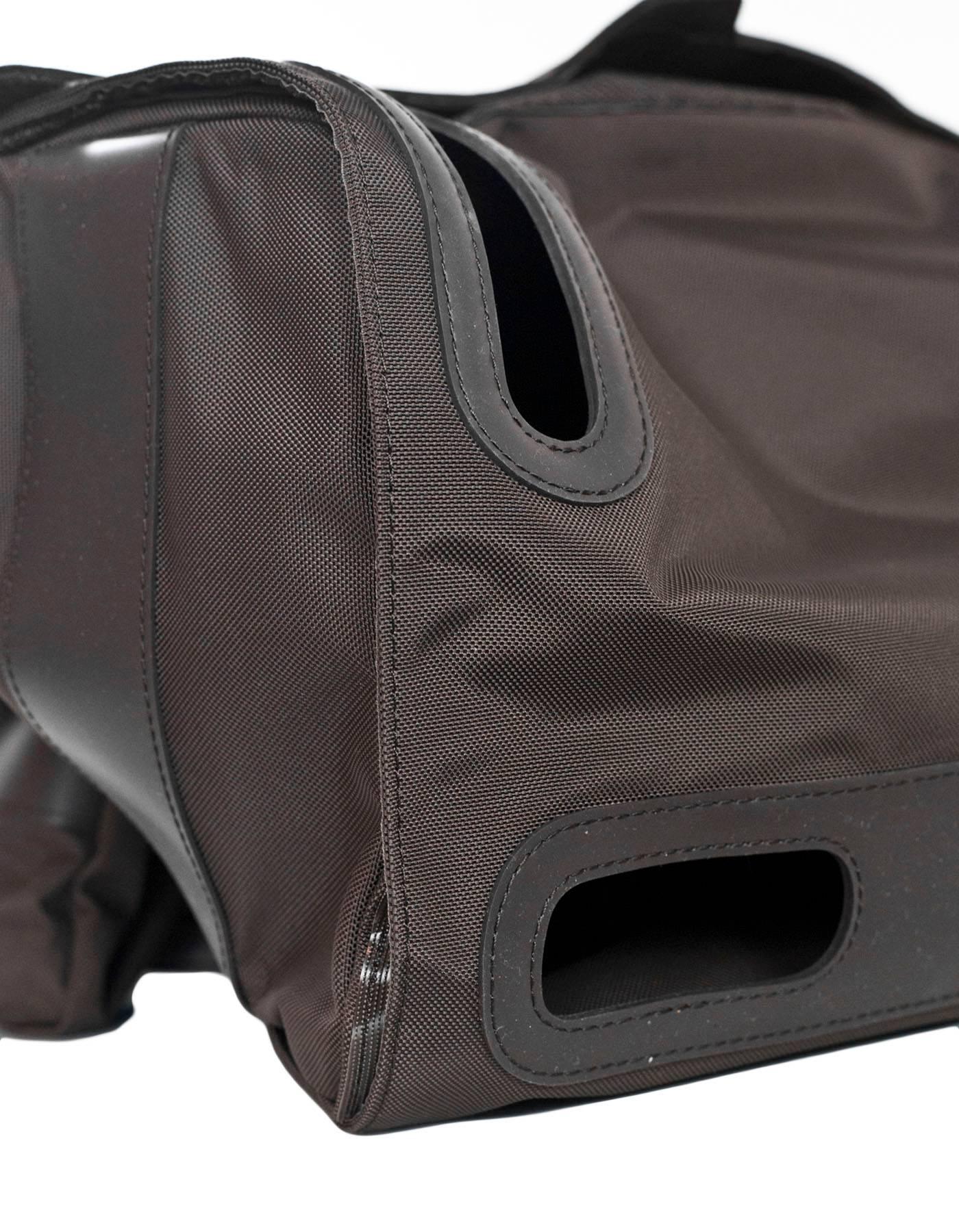 Louis Vuitton - Pegase 45 - Housse/protection de valise en nylon brun Excellent état à New York, NY