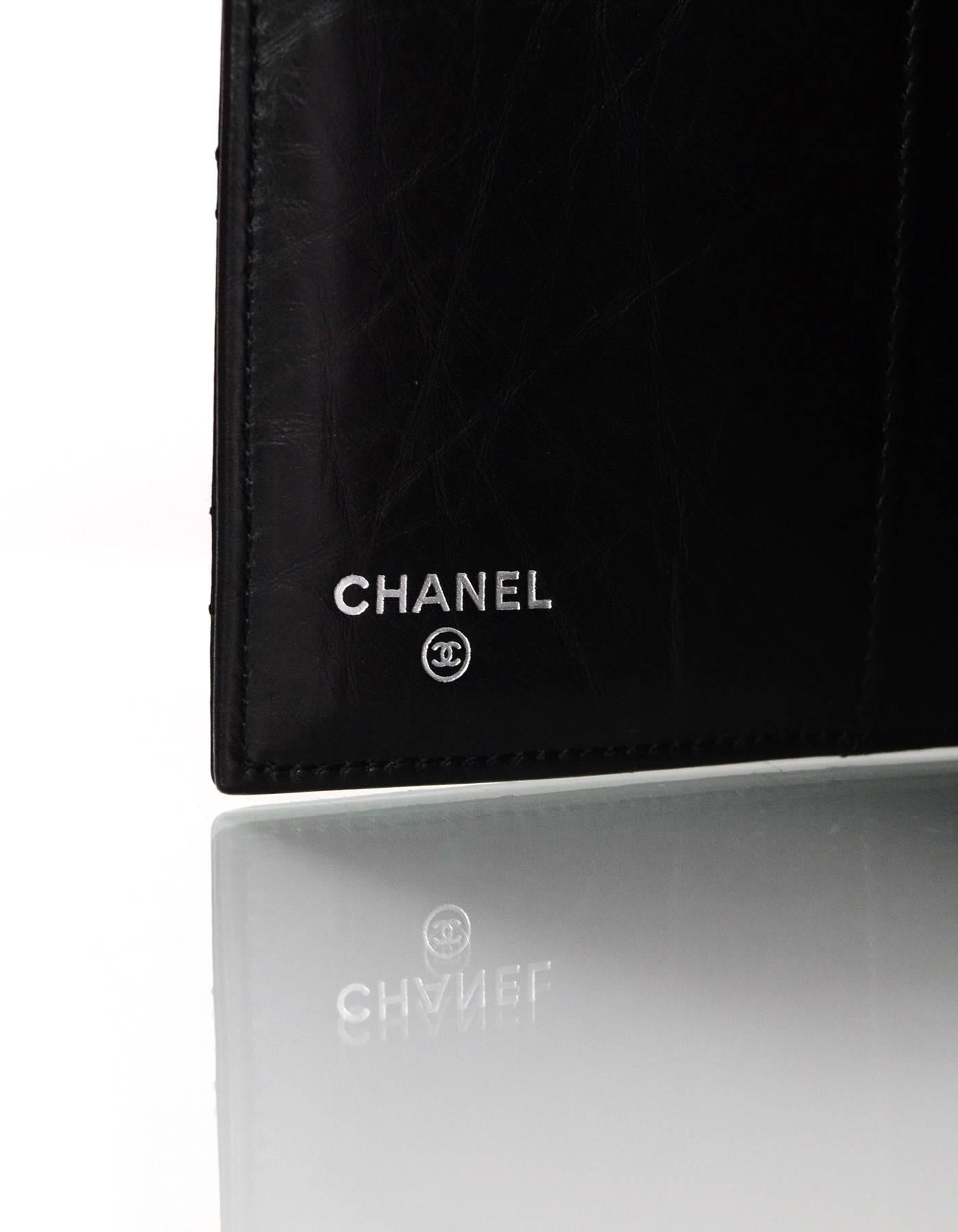 Chanel Limited Edition Quilted Calfskin Lucky Charms Flap Wallet In Excellent Condition In New York, NY