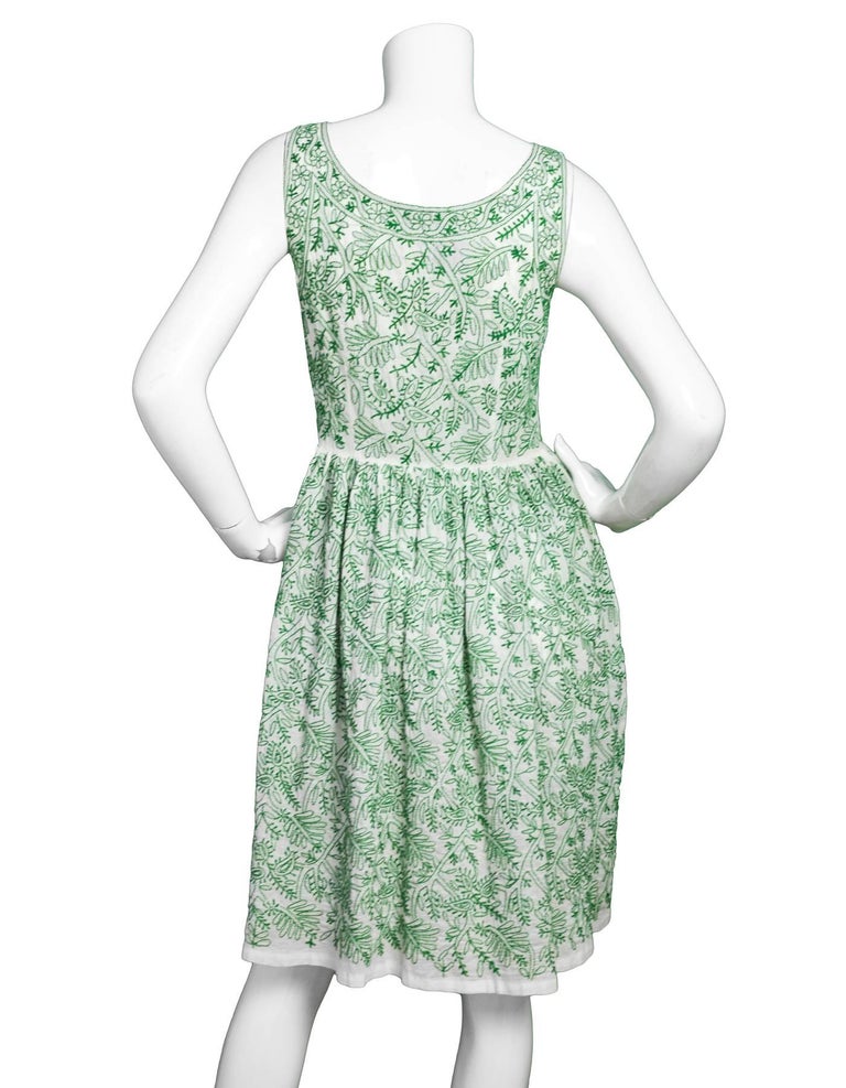Prada White and Green Embroidered Cotton Sleeveless Dress sz S For Sale ...
