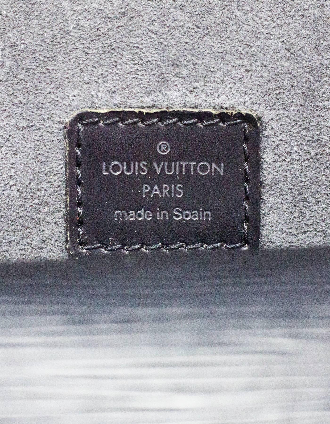 Louis Vuitton '90s Black Epi Leather Shoulder Bag 1