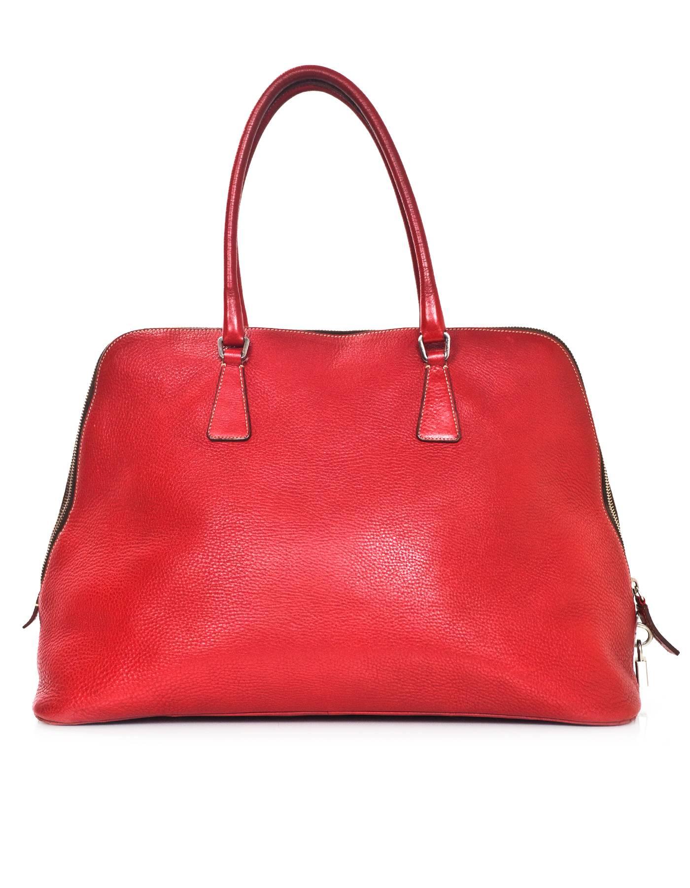 Prada Red Leather Zip Around Shoulder Bag  In Good Condition In New York, NY