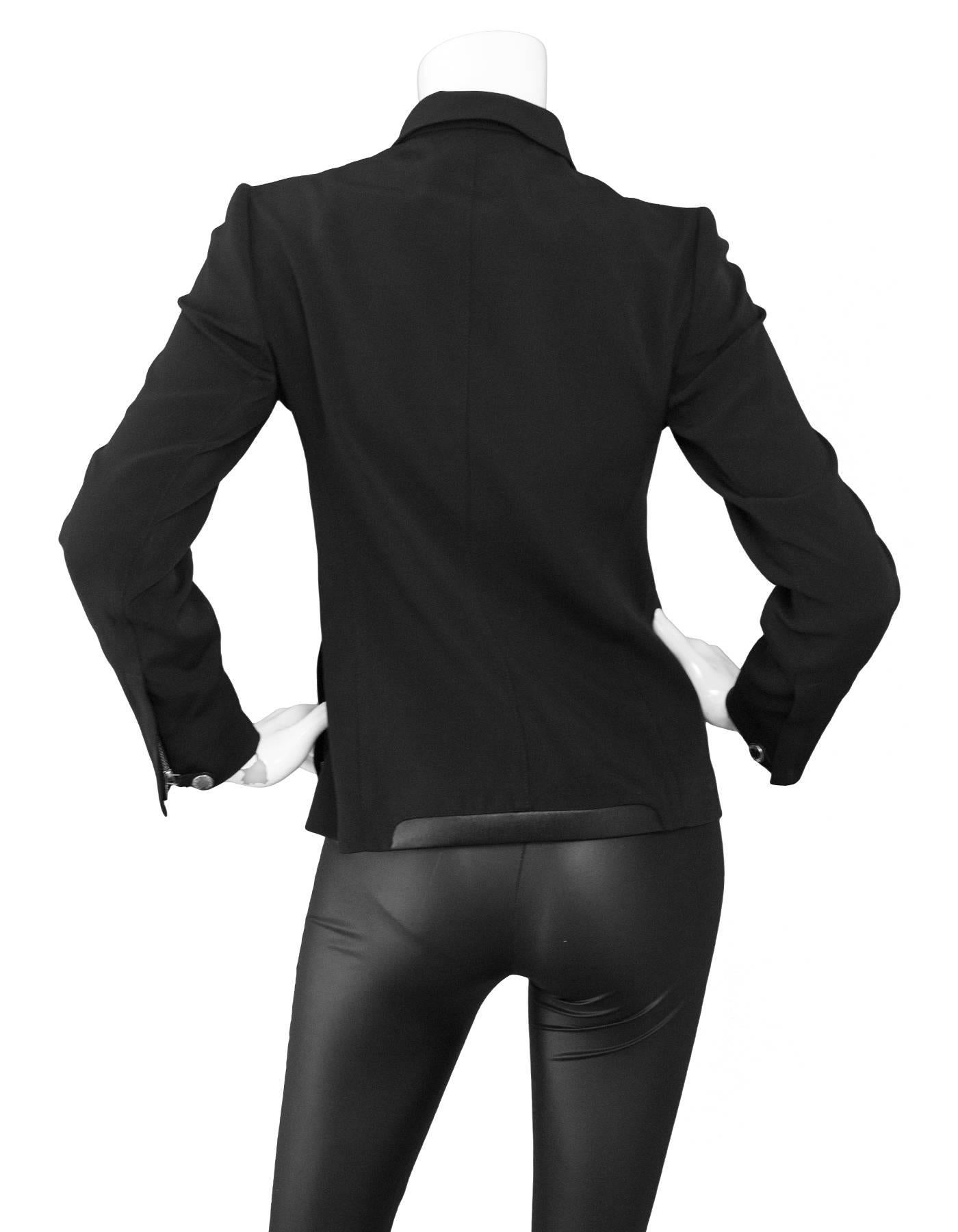 Prada Black Front Zip Jacket Sz IT42 In Excellent Condition In New York, NY