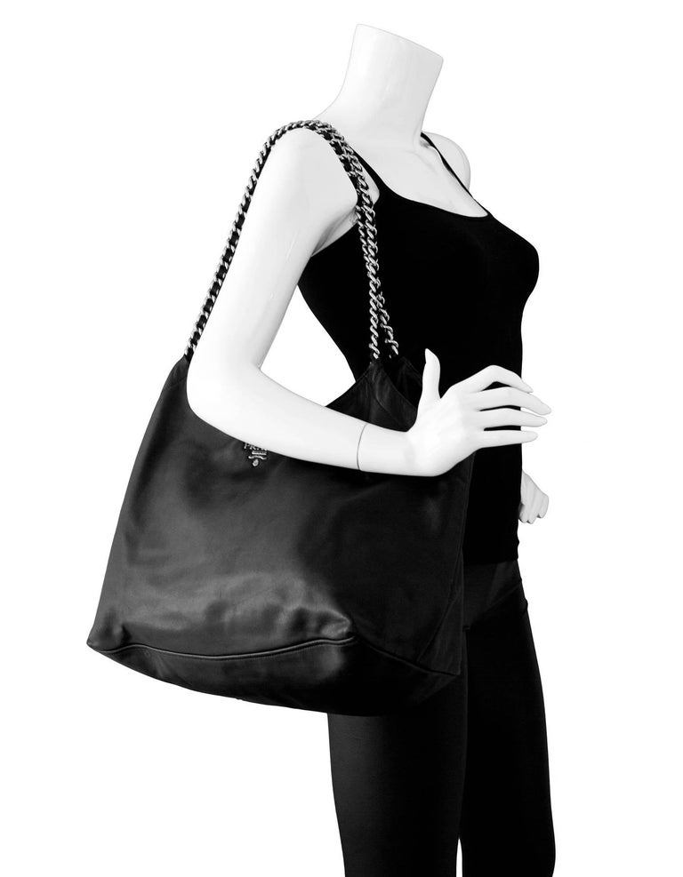 Prada BR4487 Black Calfskin Leather Chain Tote Bag For Sale at 1stDibs