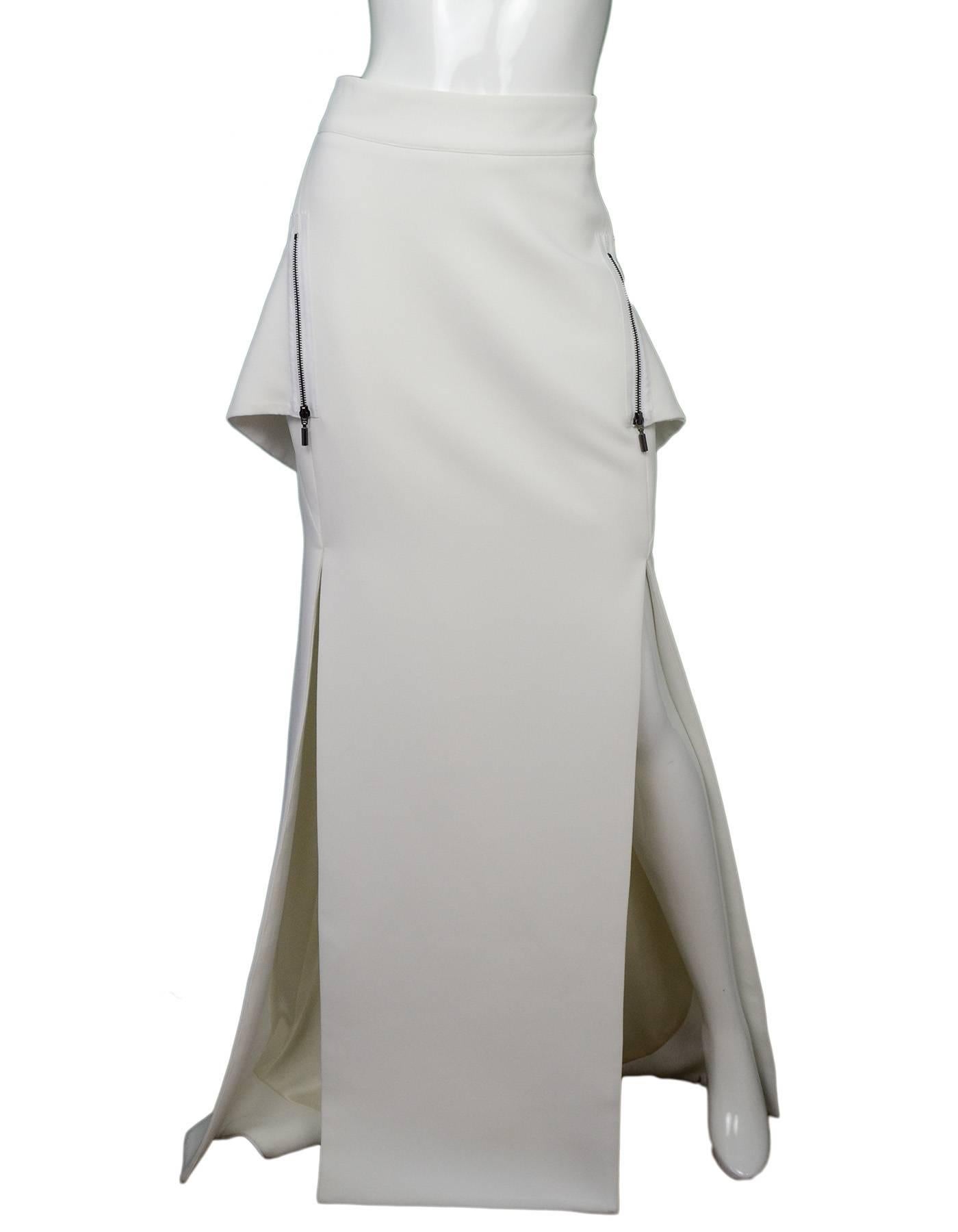 Maticevski White Aventure Long Line Skirt Sz 10 NWT

Made In: Australia
Color: White
Composition: 100% polyester
Lining: White silk
Closure/Opening: Exposed back zip closure
Exterior Pockets: None
Interior Pockets: None
Retail Price: $1,290 +