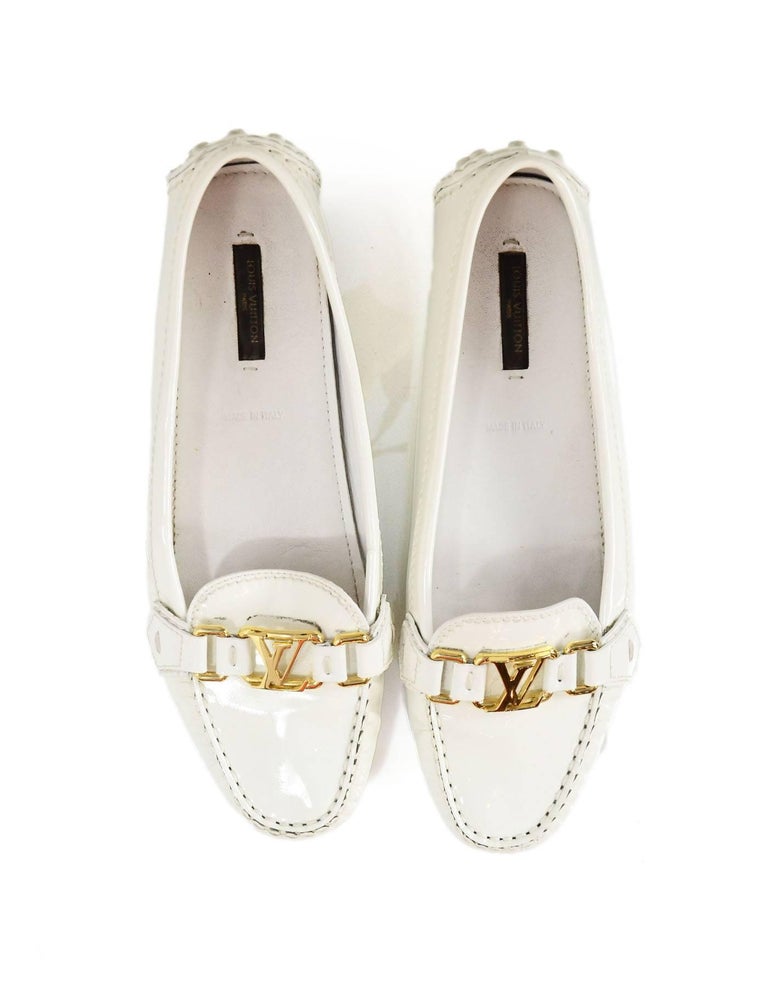 Louis Vuitton White Patent LV Driving Loafers Sz 39 with Box, DB For Sale at 1stdibs