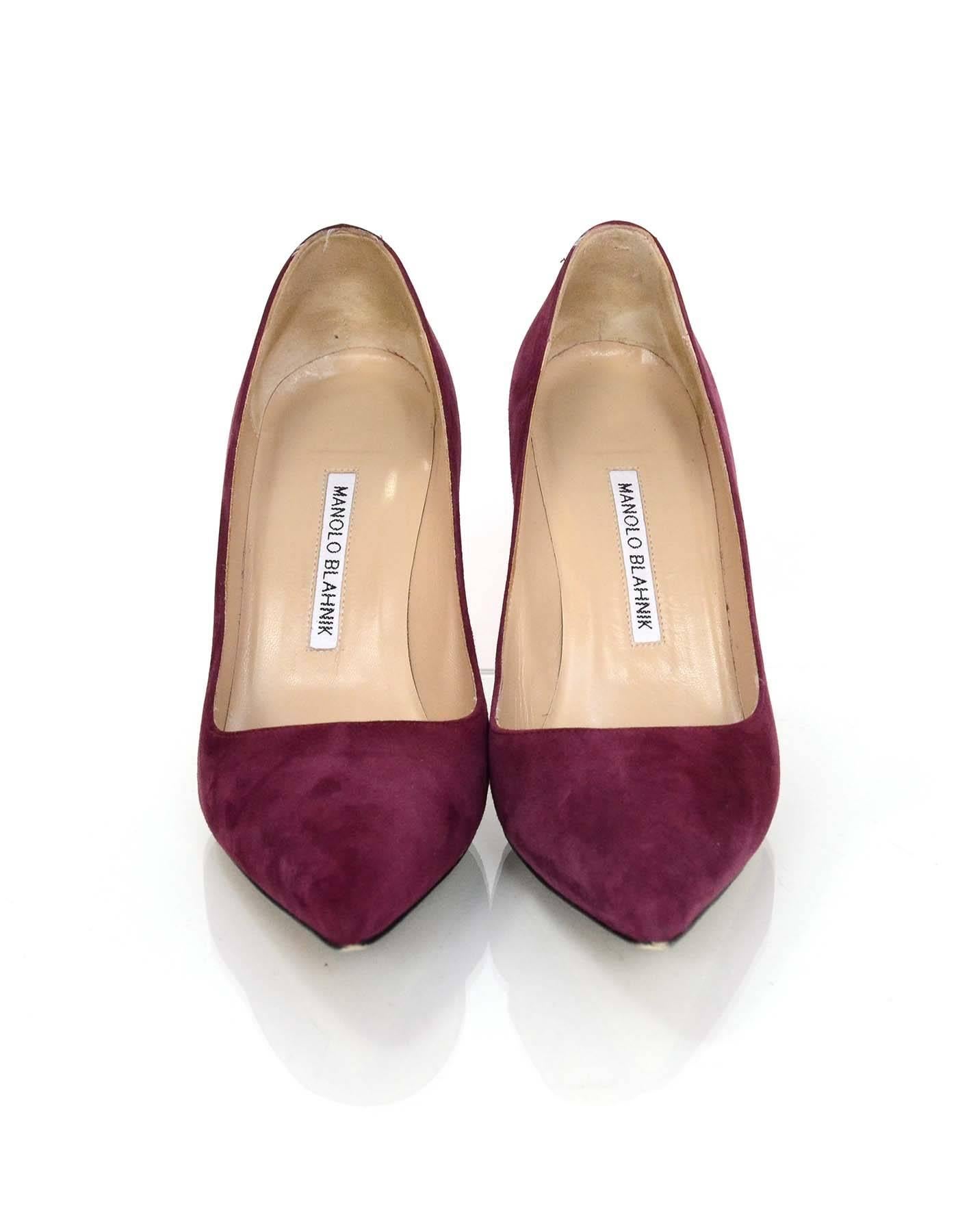 Manolo Blahnik Burgundy Suede BB Pumps Sz 38 with Box and DB In Excellent Condition In New York, NY