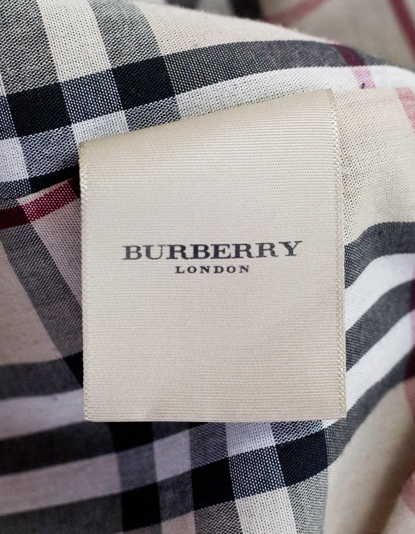Burberry Black Raincoat with Nova Check Lining In Good Condition In New York, NY