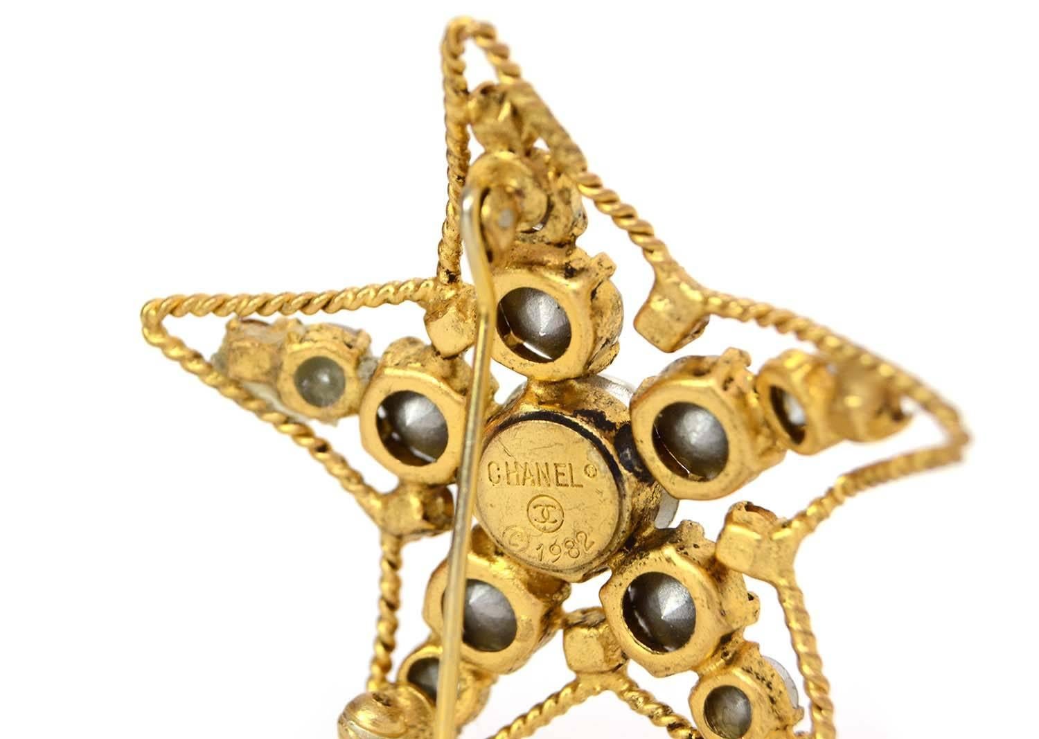 Chanel 1982 Vintage Crystal Star Brooch Pin In Excellent Condition In New York, NY