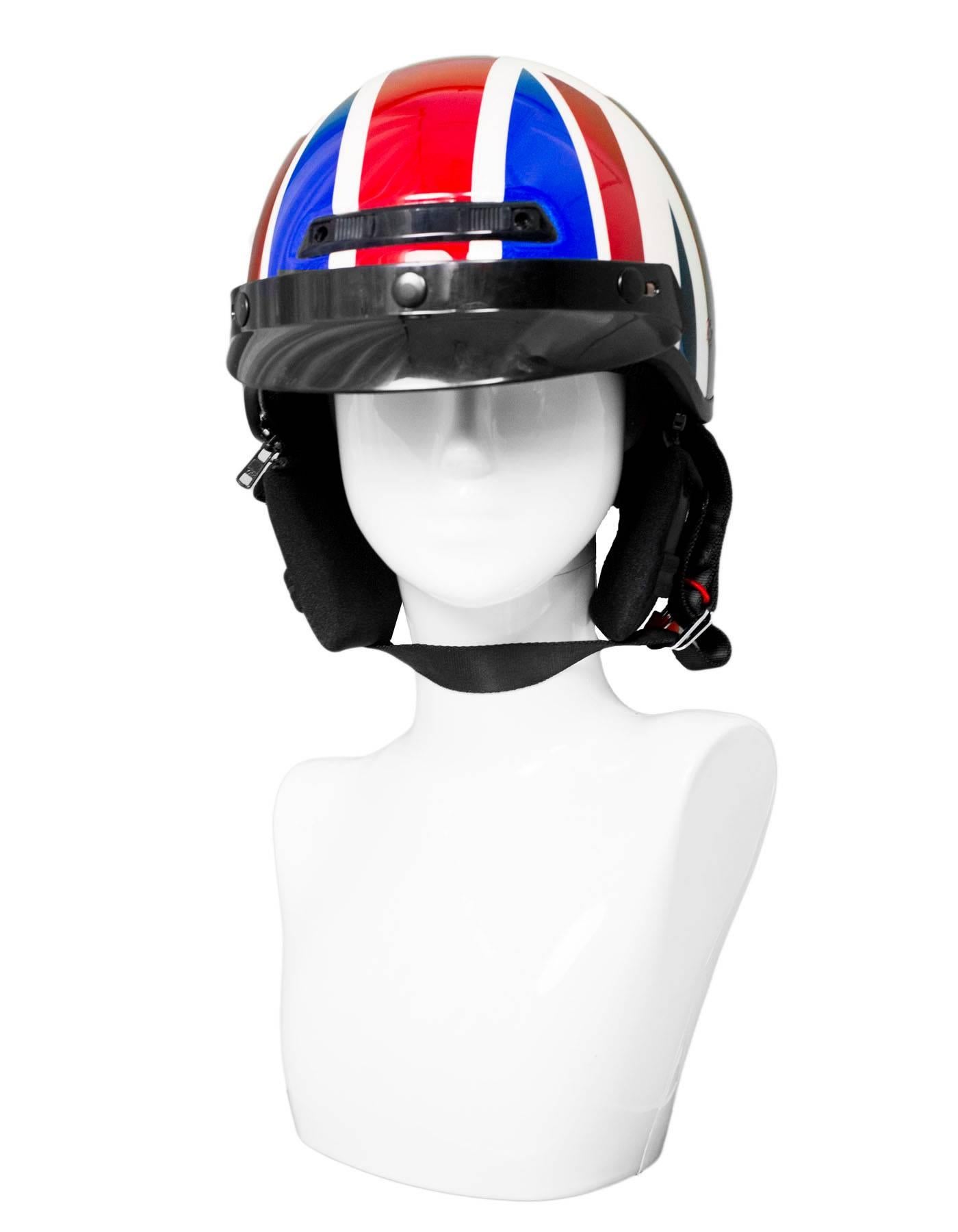 Marc Jacobs Red, White & Blue British Flag Riding Helmet Sz M
Features glitter sparkle throughout

Color: Red, white, blue
Materials: Plastic, foam
Overall Condition: Excellent pre-owned condition, light wear at interior lining

Marked Size: