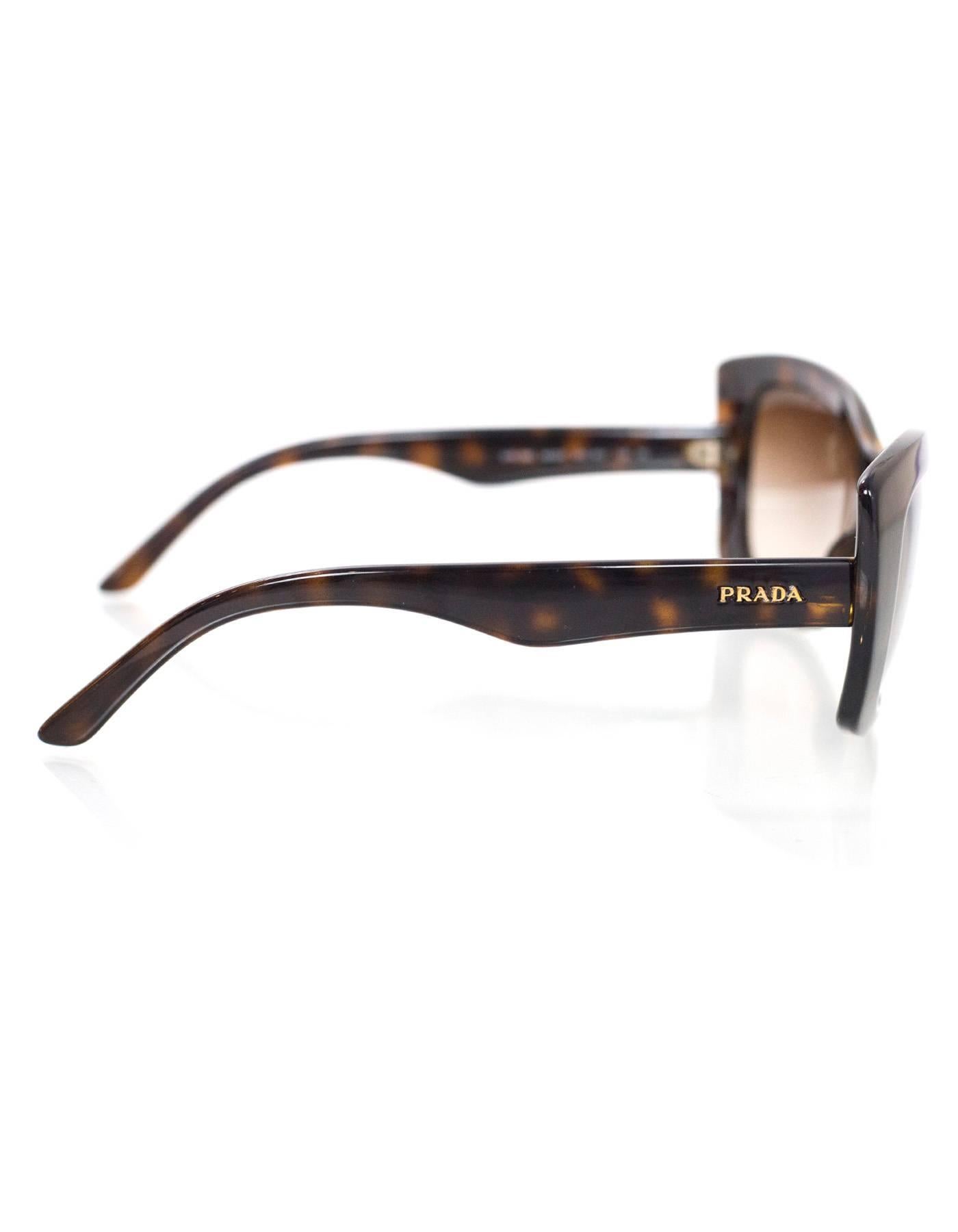 Prada Brown Tortoise Sunglasses with Case In Excellent Condition In New York, NY
