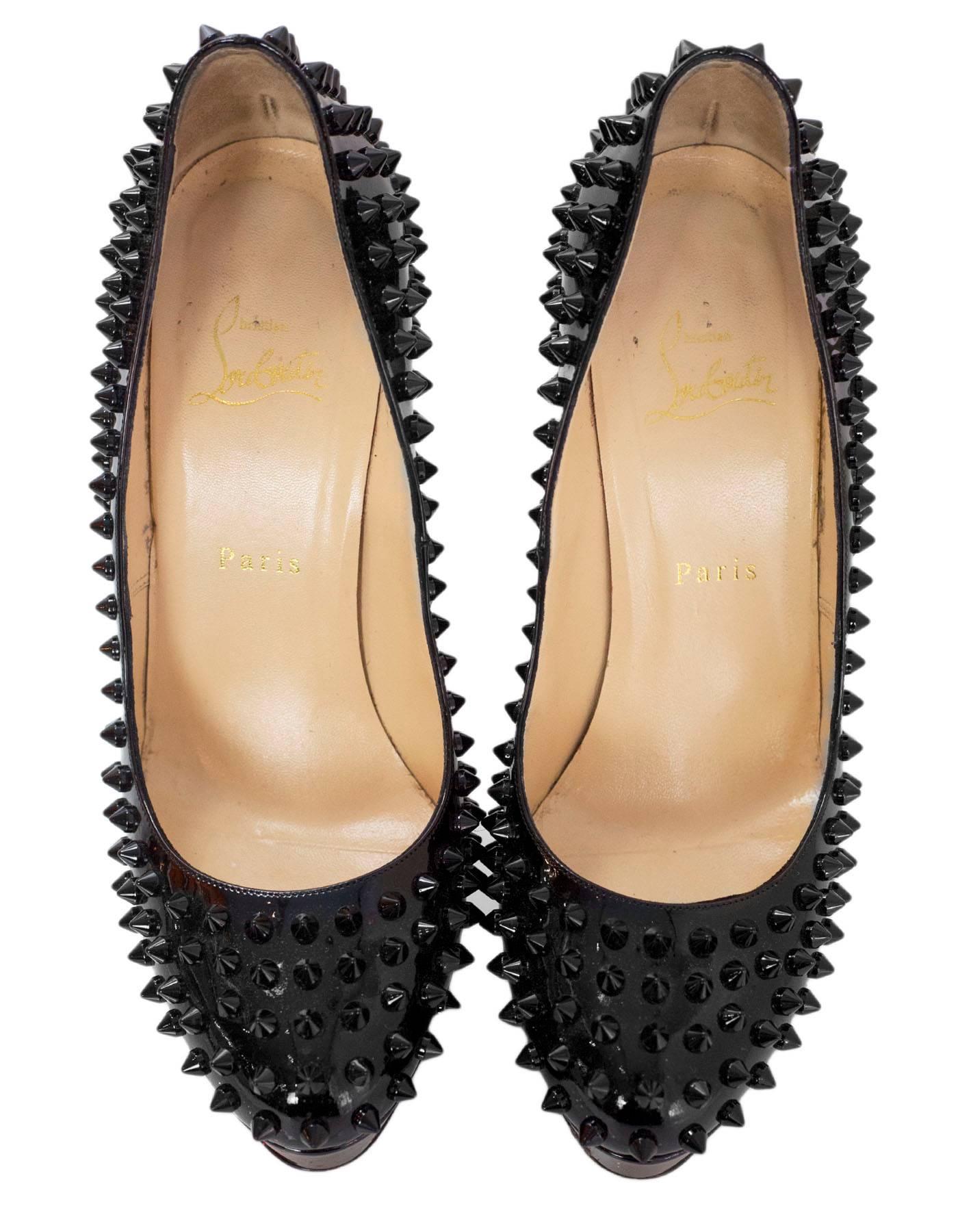 Christian Louboutin Black Spike Patent Leather Bianca 140 Pumps Sz 39 with Box In Excellent Condition In New York, NY