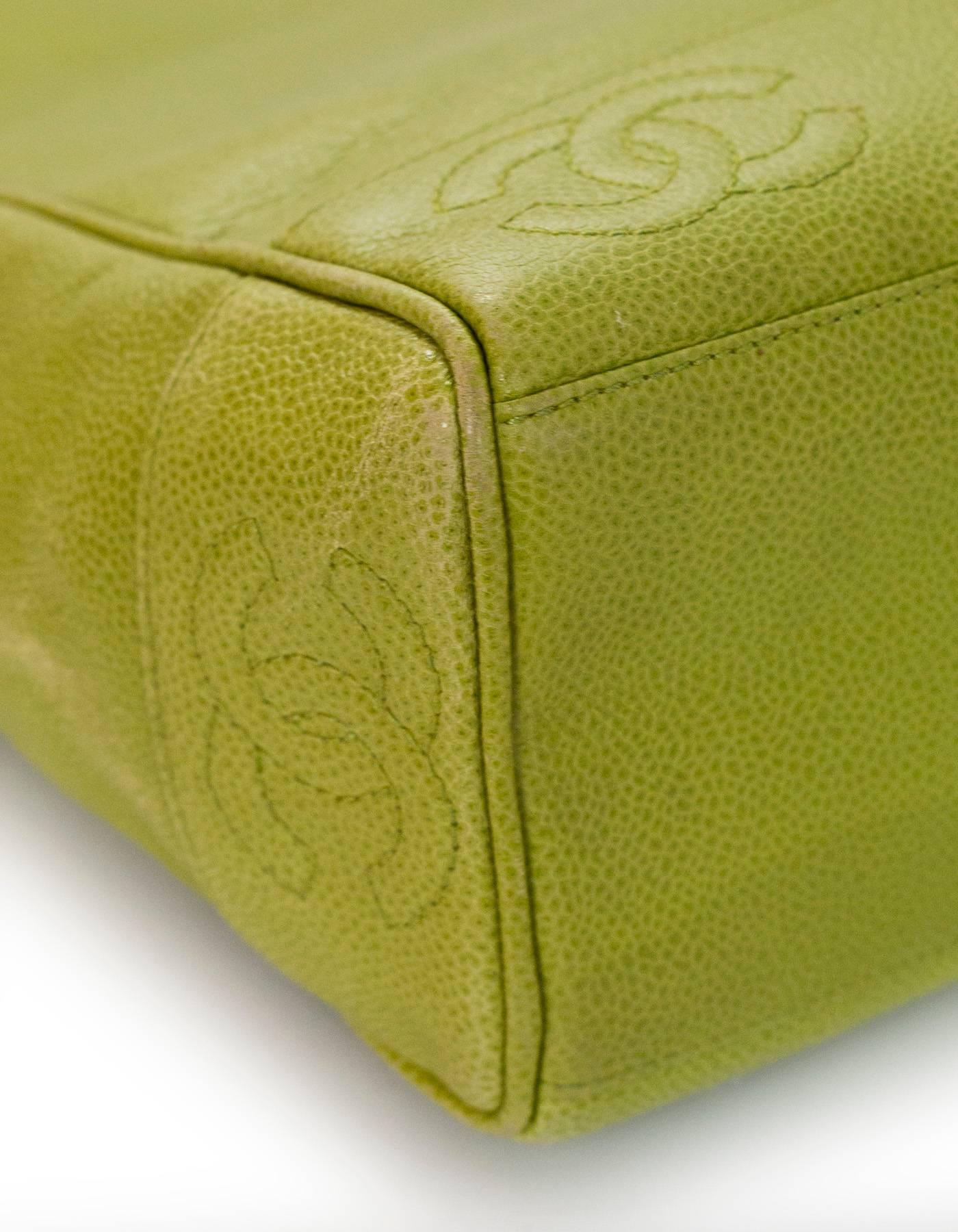 Chanel Vintage Green Caviar Leather CC Tote Bag In Good Condition In New York, NY