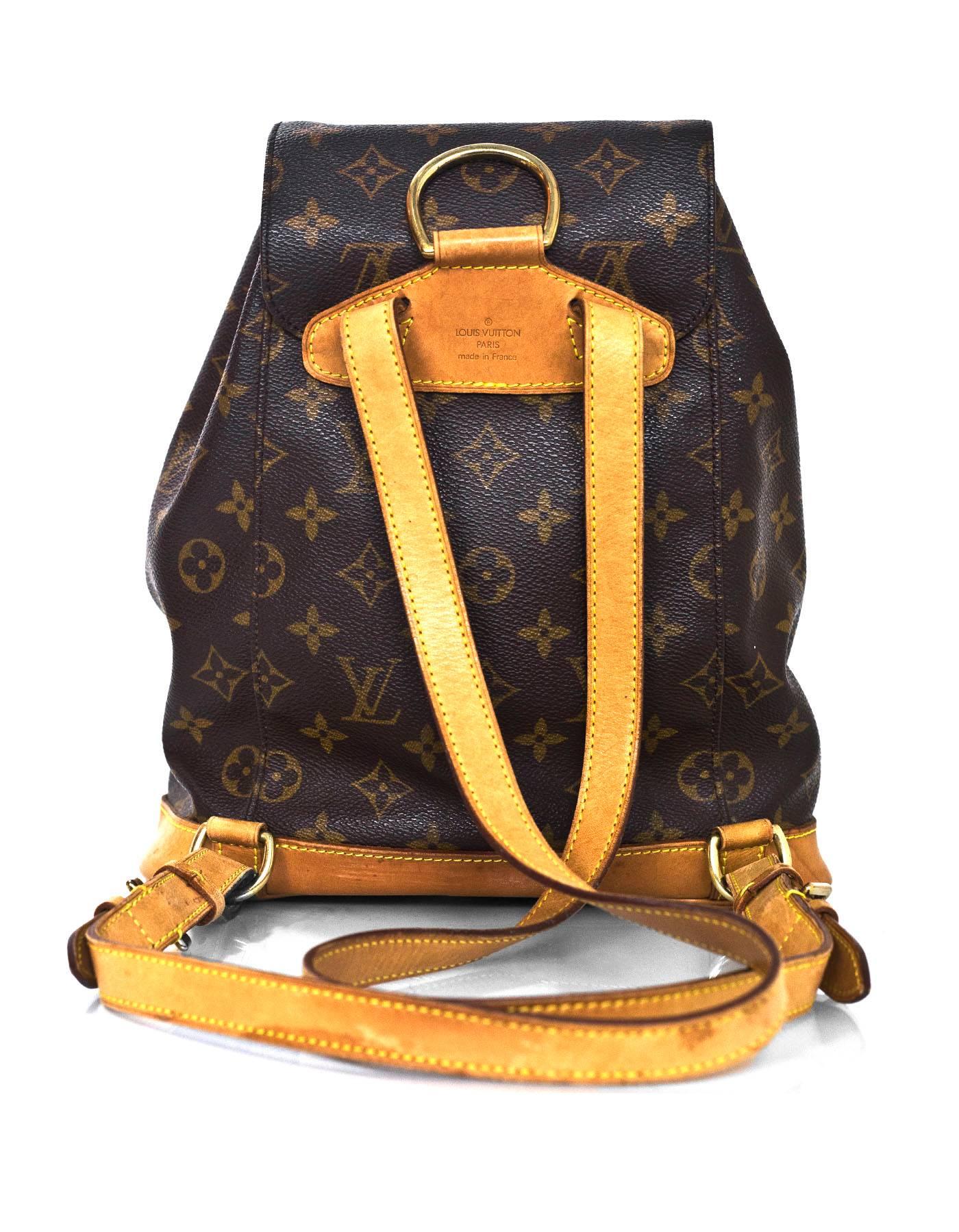 Louis Vuitton Monogram Montsouris MM Backpack Bag In Good Condition In New York, NY
