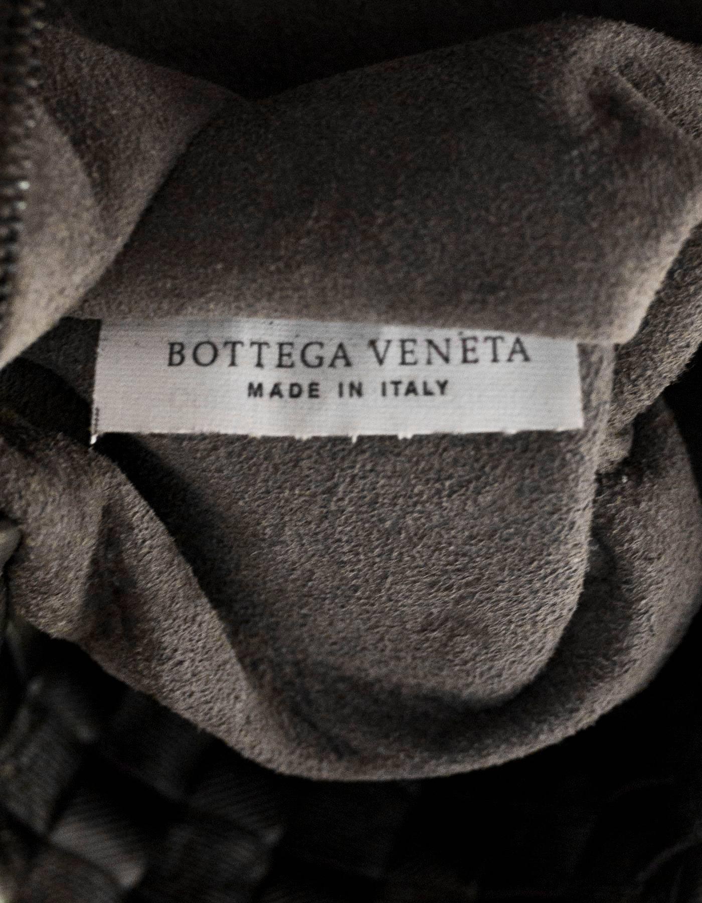 Bottega Veneta Bronze Fume Grosgrain Intrecciato Medium A Shape Seamless Tote In Excellent Condition In New York, NY
