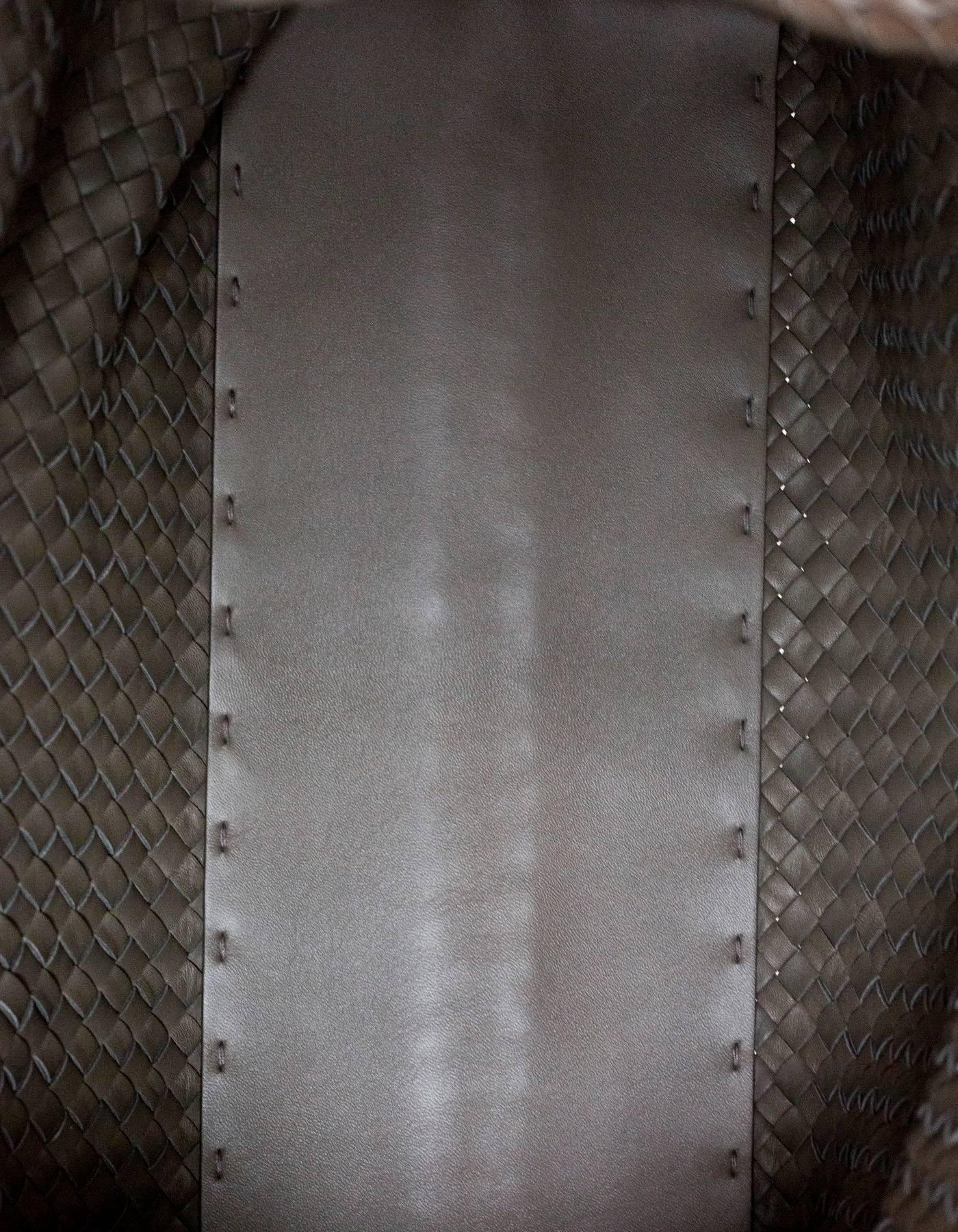 Bottega Veneta Taupe Intrecciato Leather Medium Cabat Tote Bag rt. $7, 000 1