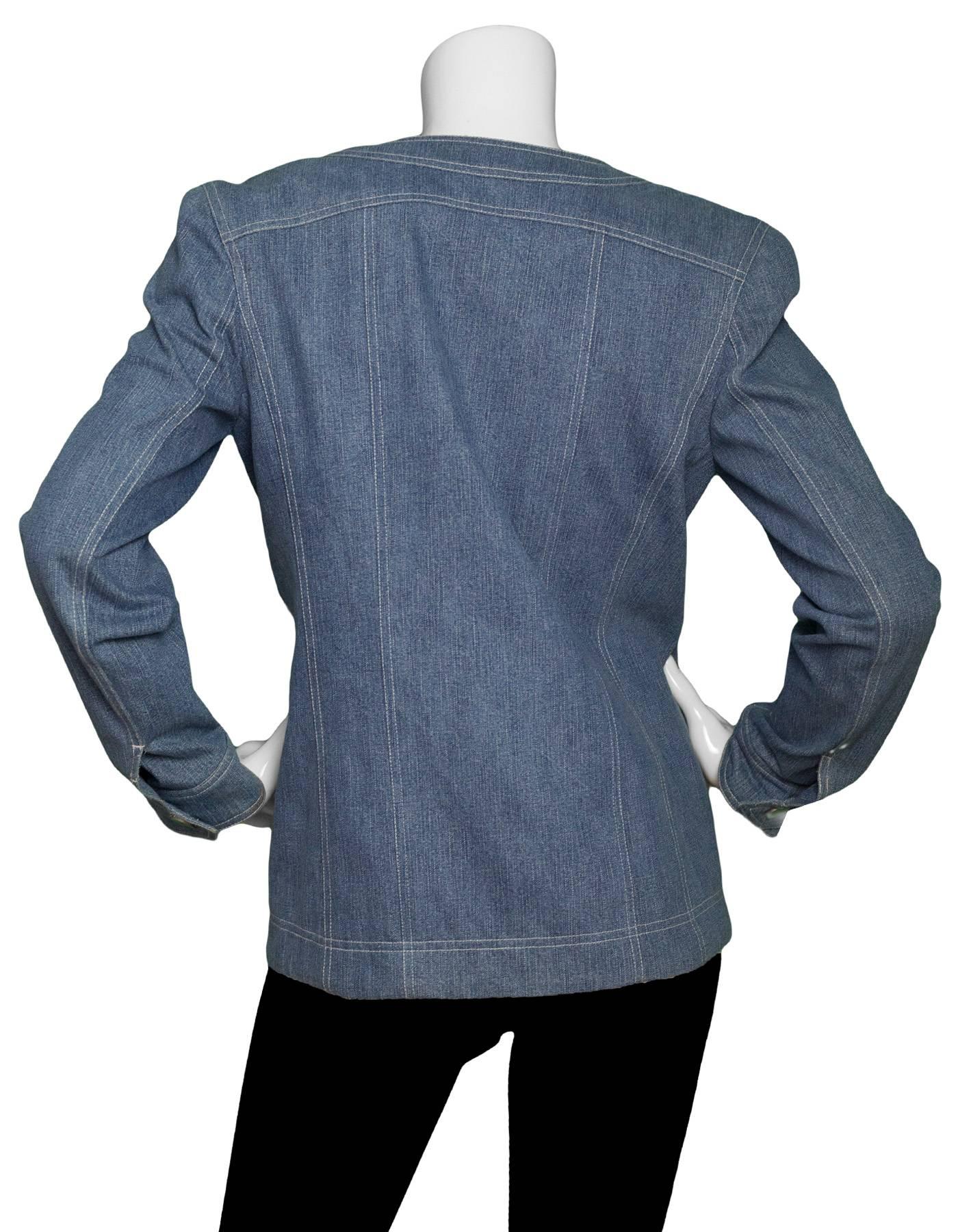 Chanel 1999 Blue Denim Jacket Sz FR38 In Excellent Condition In New York, NY