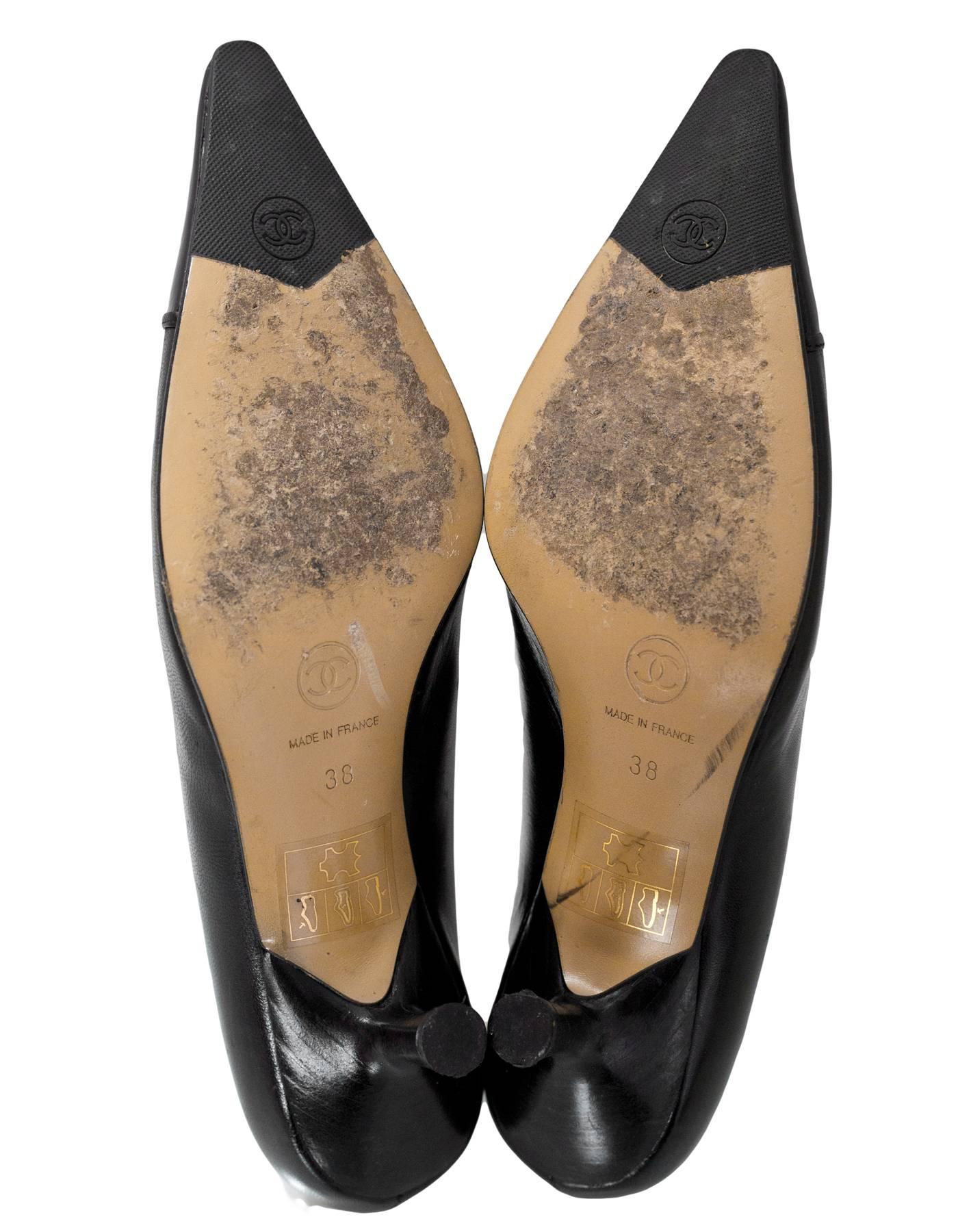 Women's Chanel Black Leather Pointed Toe Kitten Heels sz 38