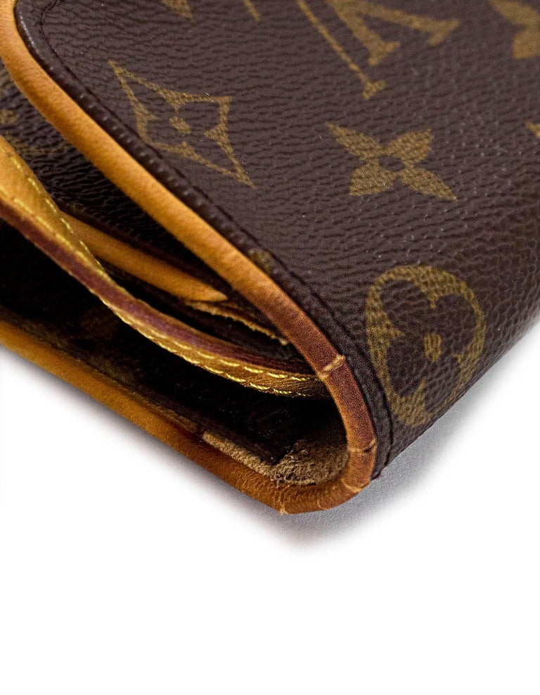 Louis Vuitton Monogram Pochette Twin PM Crossbody/Clutch Bag For Sale at 1stdibs