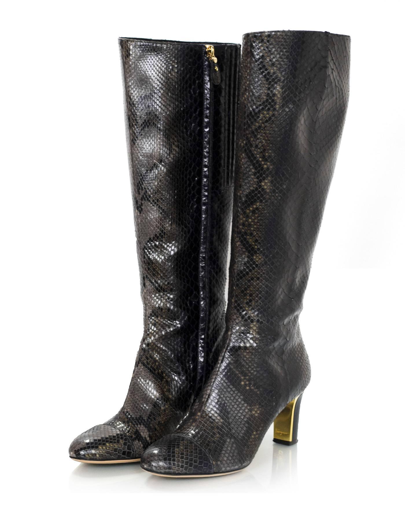 Salvatore Ferragamo Grey Python Snakeskin Boots Sz 8B In Excellent Condition In New York, NY