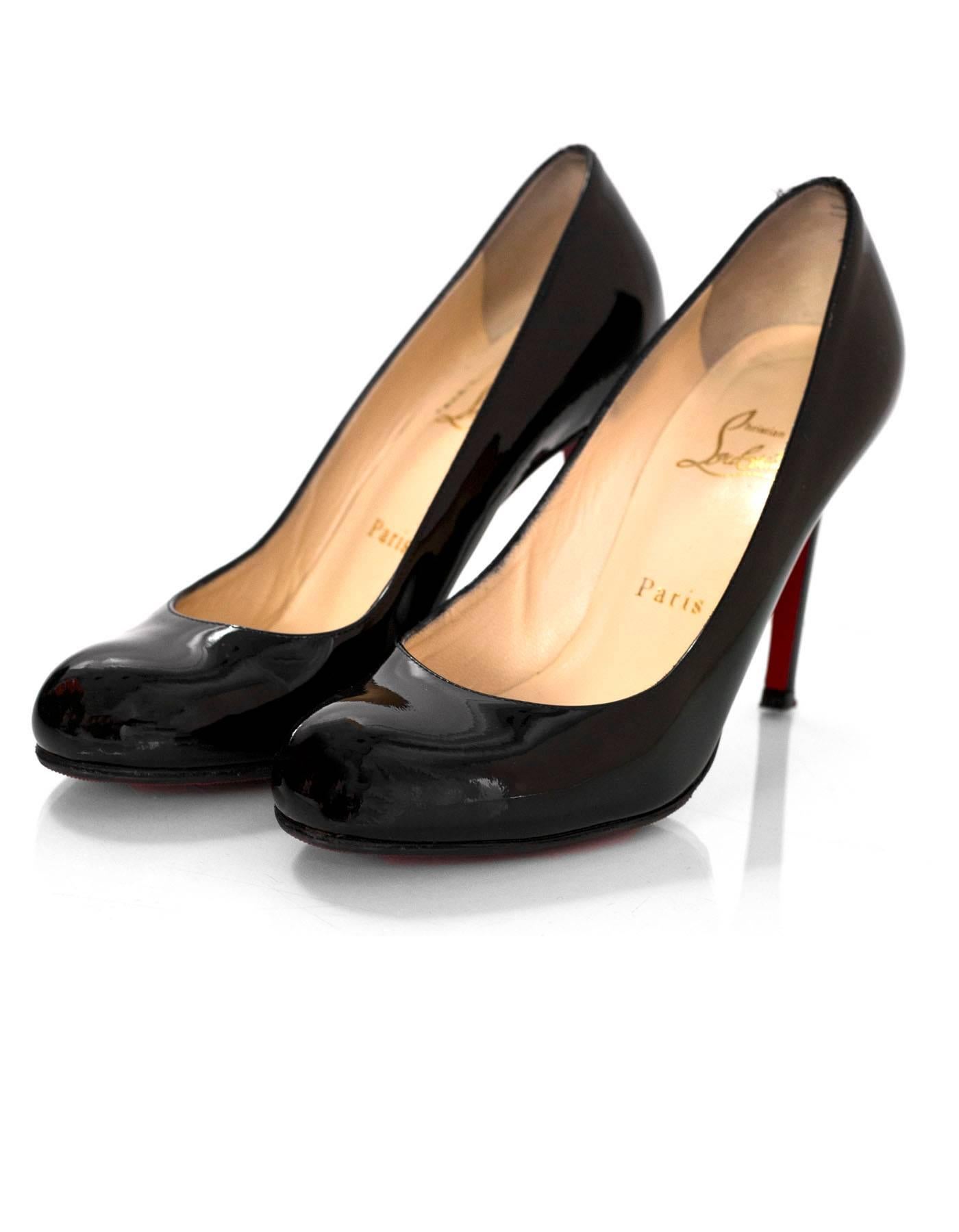 Christian Louboutin Black Patent Simple 100mm Pumps Sz 36.5

Made In: Italy
Color: Black
Materials: Patent leather
Closure/Opening: Slide on
Sole Stamp: Christian Louboutin Made in Italy 36.5
Retail Price: $675 + tax
Overall Condition: Very good