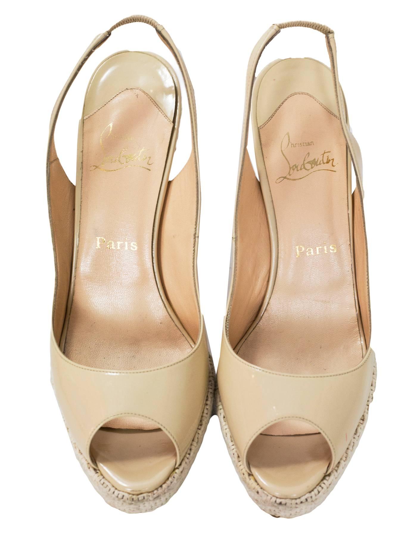 Christian Louboutin Beige Patent Peep-Toe Pumps Sz 40 In Good Condition In New York, NY