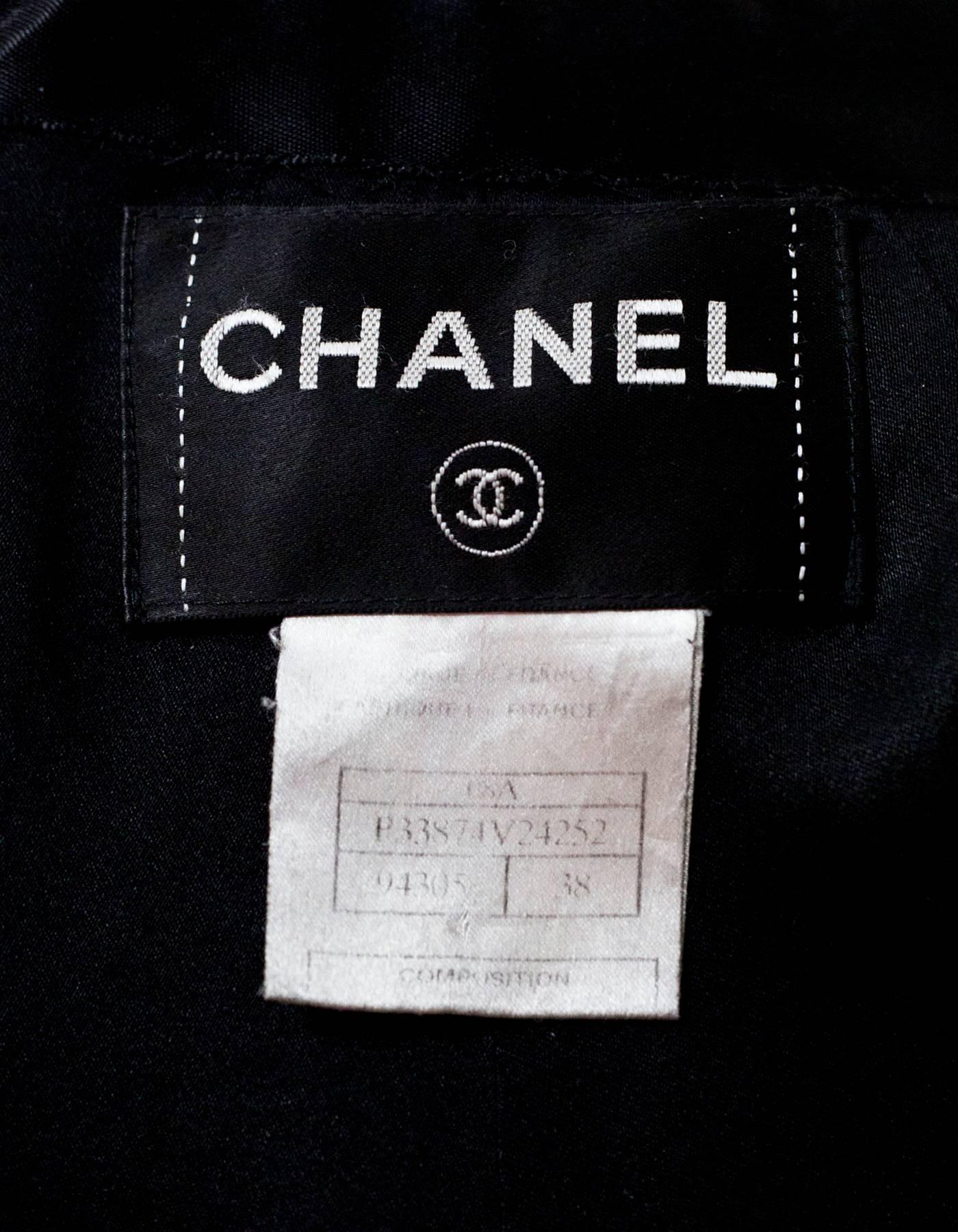 Women's or Men's Chanel Black Wool Boucle Swing Coat Sz FR38
