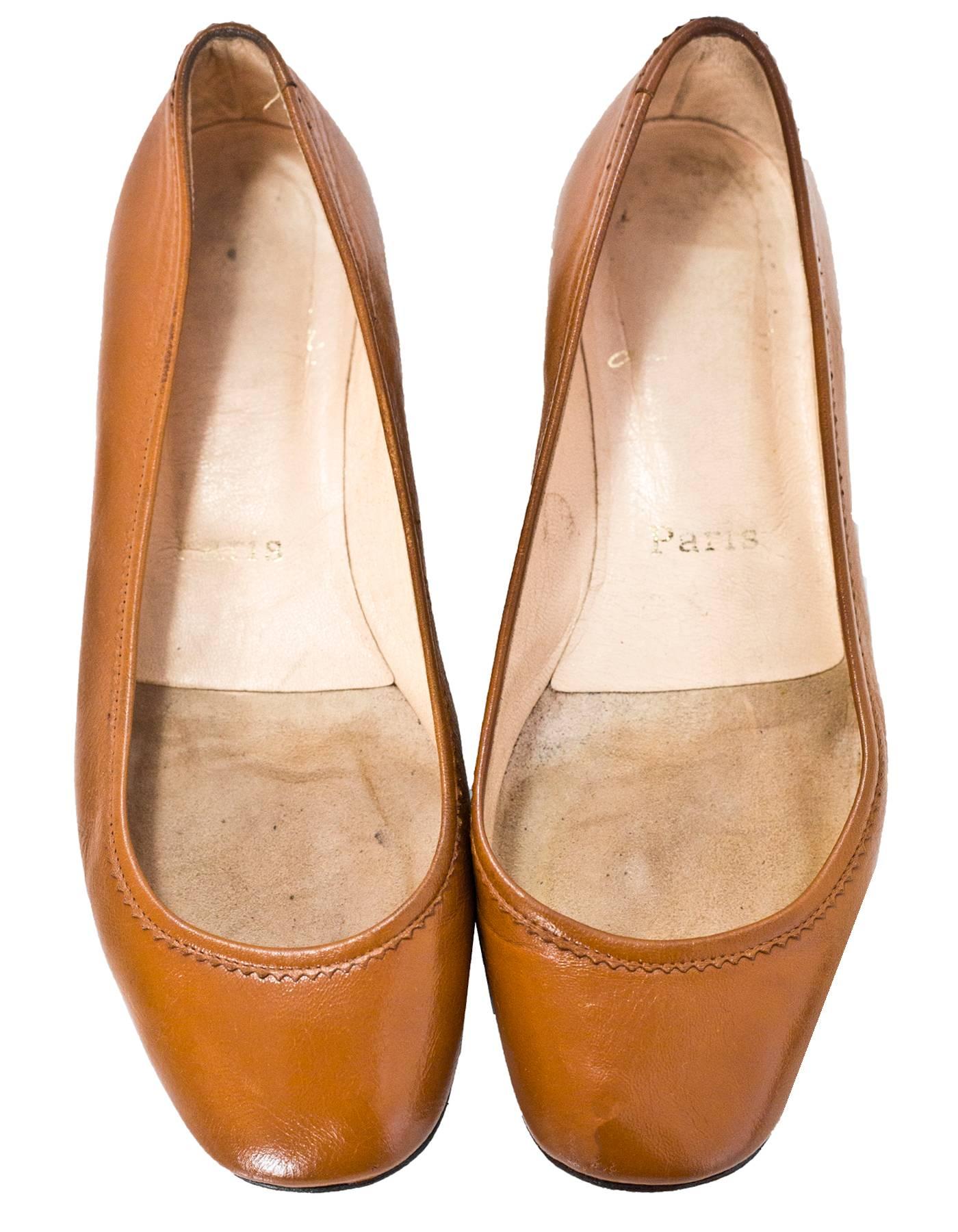 Christian Louboutin Tan Leather Flats Sz 36  In Good Condition In New York, NY