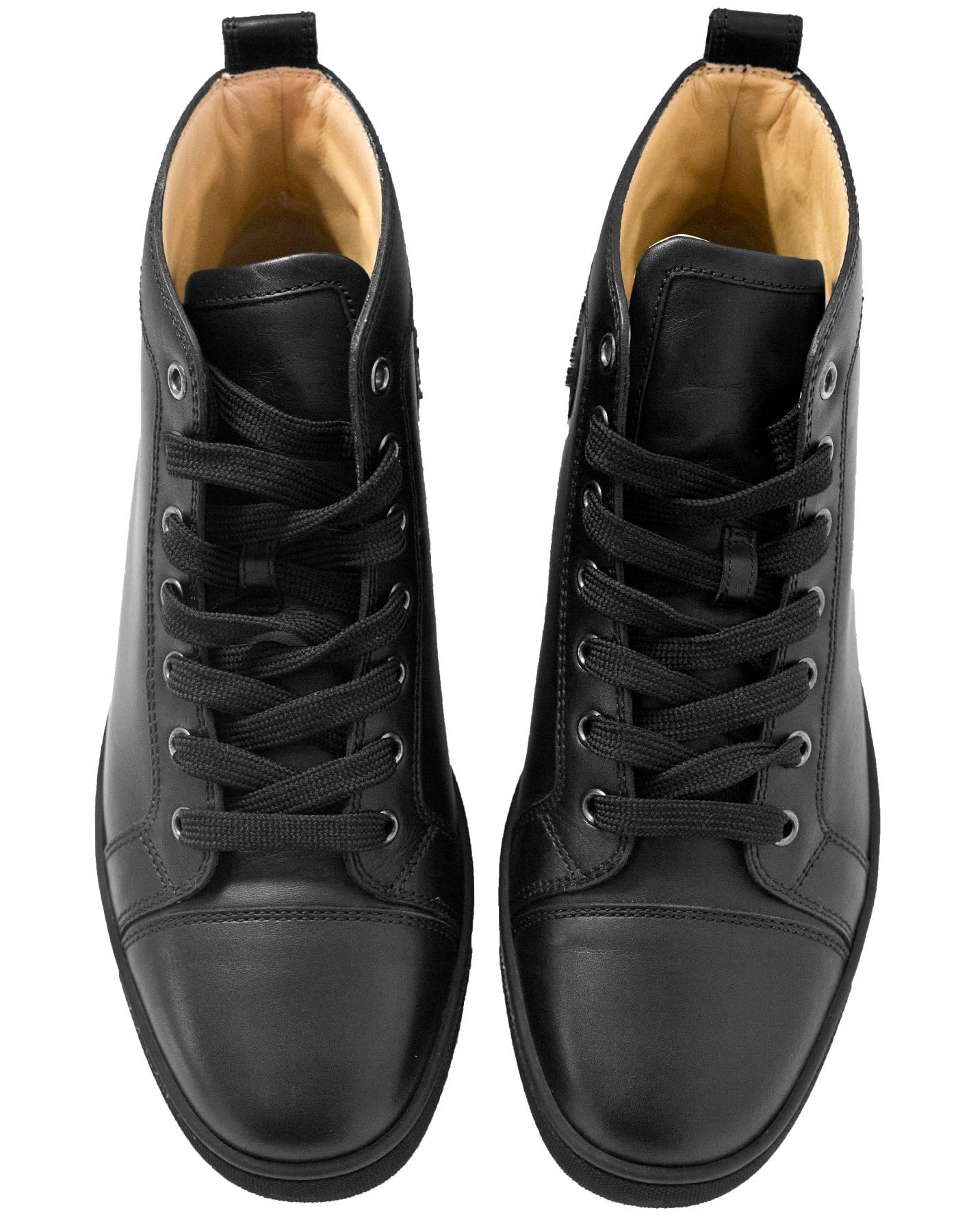 Christian Louboutin Mens Black Leather Louis Sneakers Sz 40 with Box In Excellent Condition In New York, NY
