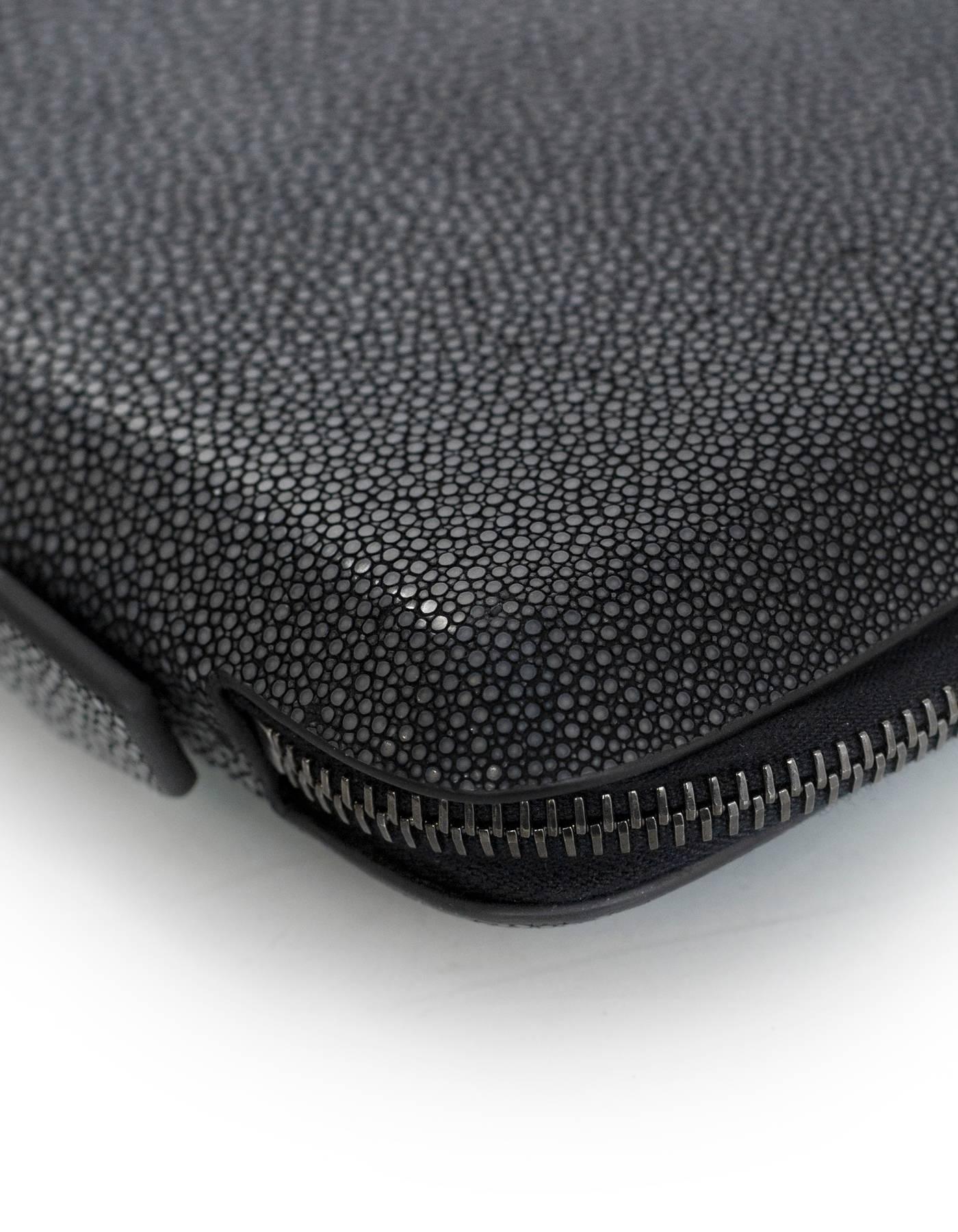 Perrin Black Stingray Le Martha Jet Set Organizer Clutch Bag with Dust Bag In Excellent Condition In New York, NY