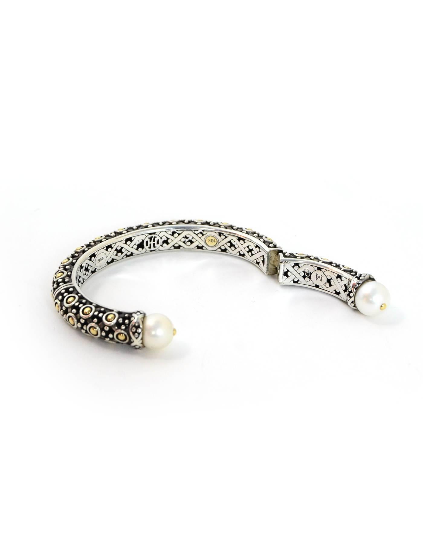 John Hardy Sterling, 18k Gold & Pearl Jaisalmer Dot Hinge Bracelet with Dust Bag In Excellent Condition In New York, NY