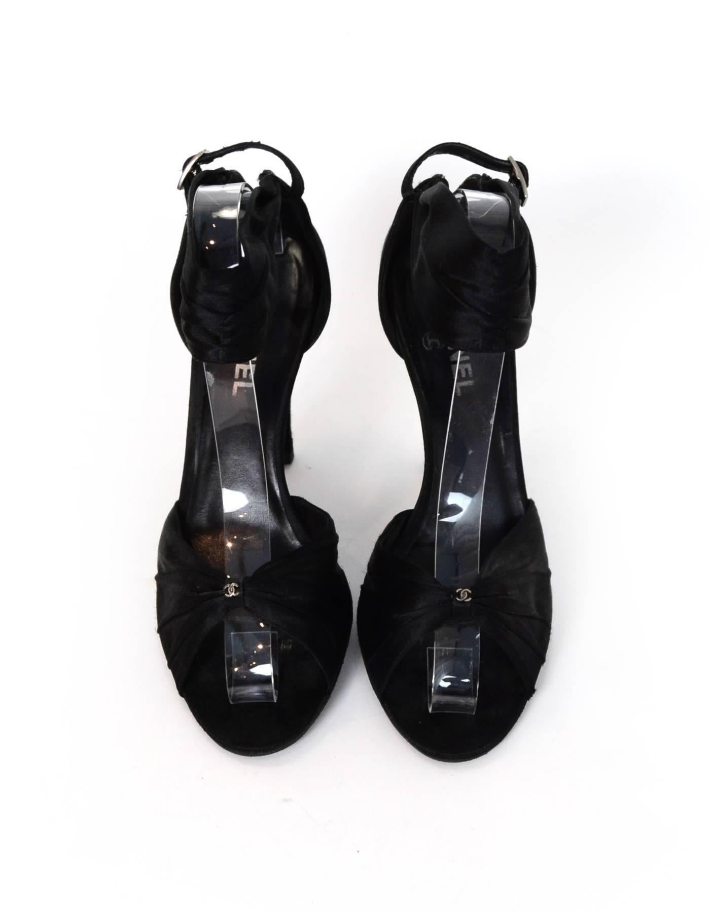 Chanel Black Satin Sandals Sz 41 In Good Condition In New York, NY