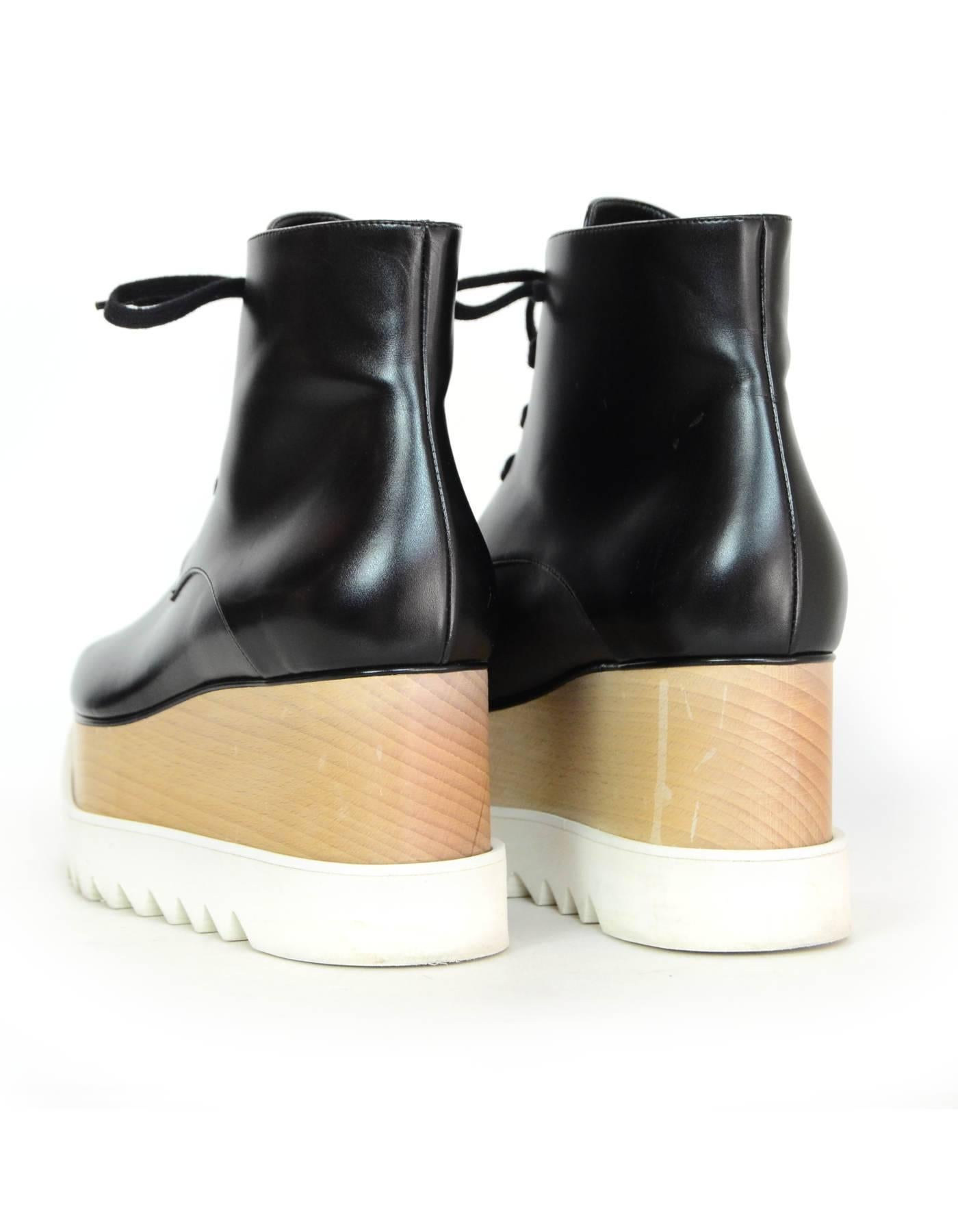 Stella McCartney Black Elyse Vegan Glossed Leather Boots Sz 38.5 In Excellent Condition In New York, NY