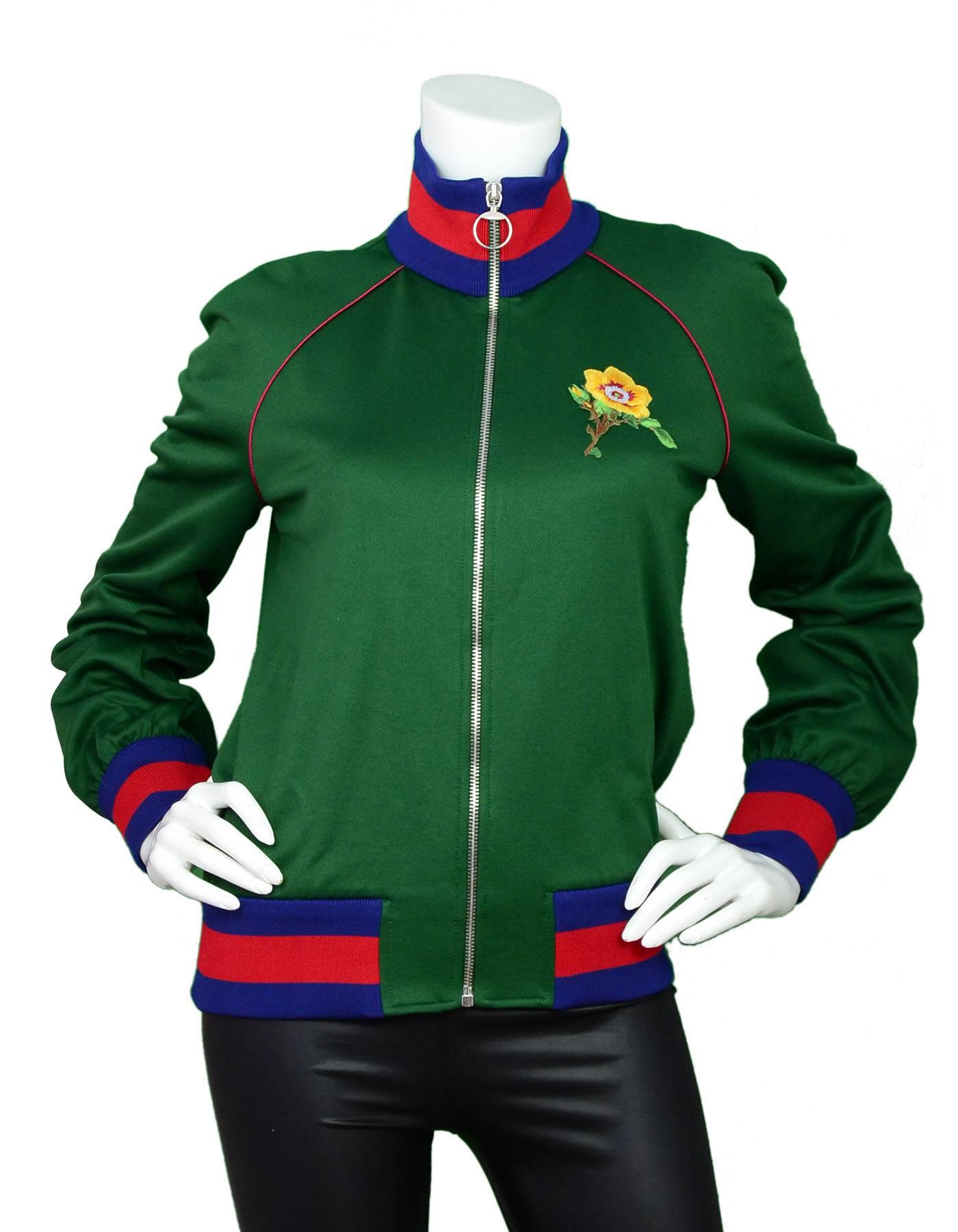 Gucci '18 Green Blind For Love Applique Satin-Jersey Bomber Jacket Sz L NWT
Features tiger and french 'blind for love' applique at back

Made In: Italy
Color: Green, red, navy
Composition: 55% polyester, 45% cotton
Closure/Opening: Front zip